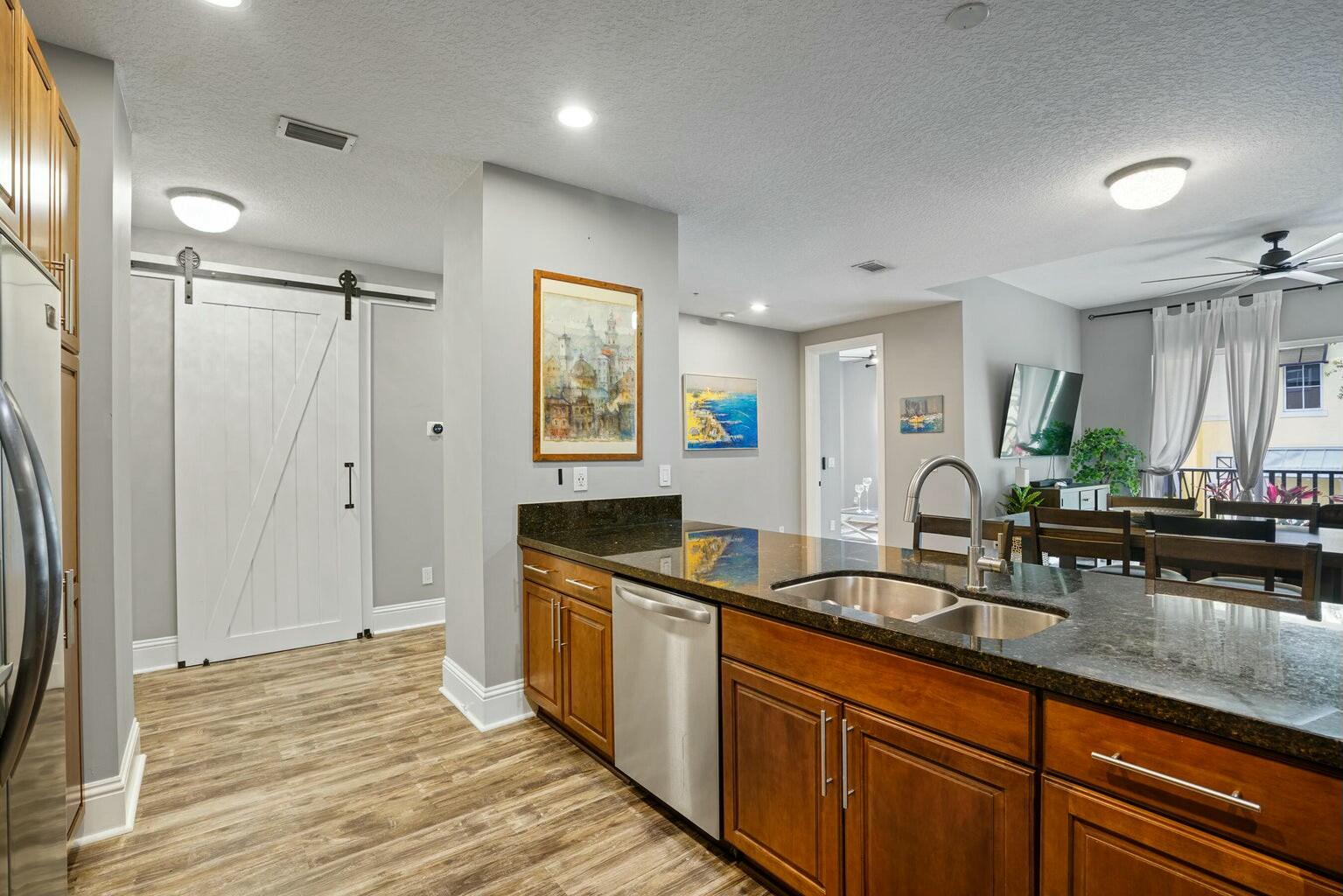 3120 E Latitude Circle 206