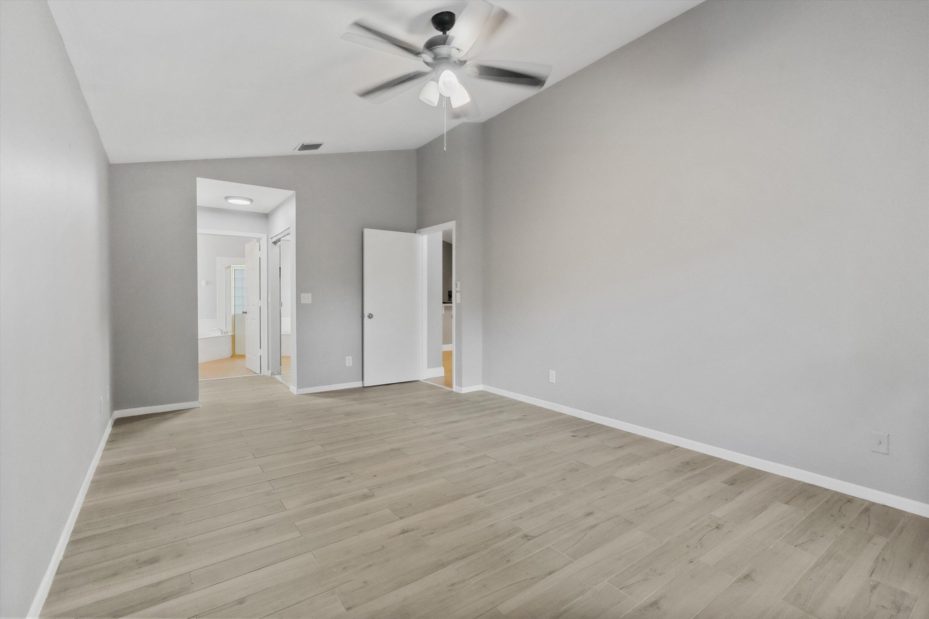 1851 Oak Berry Circle