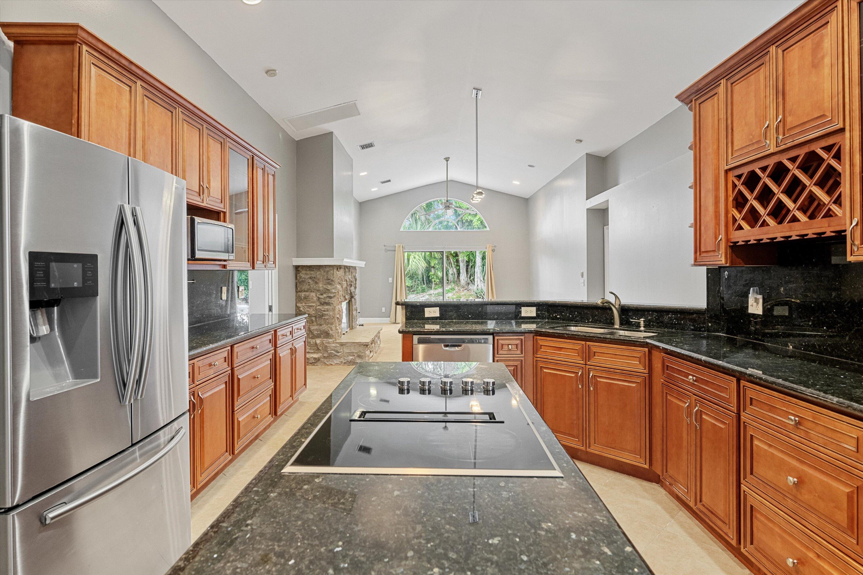 1851 Oak Berry Circle