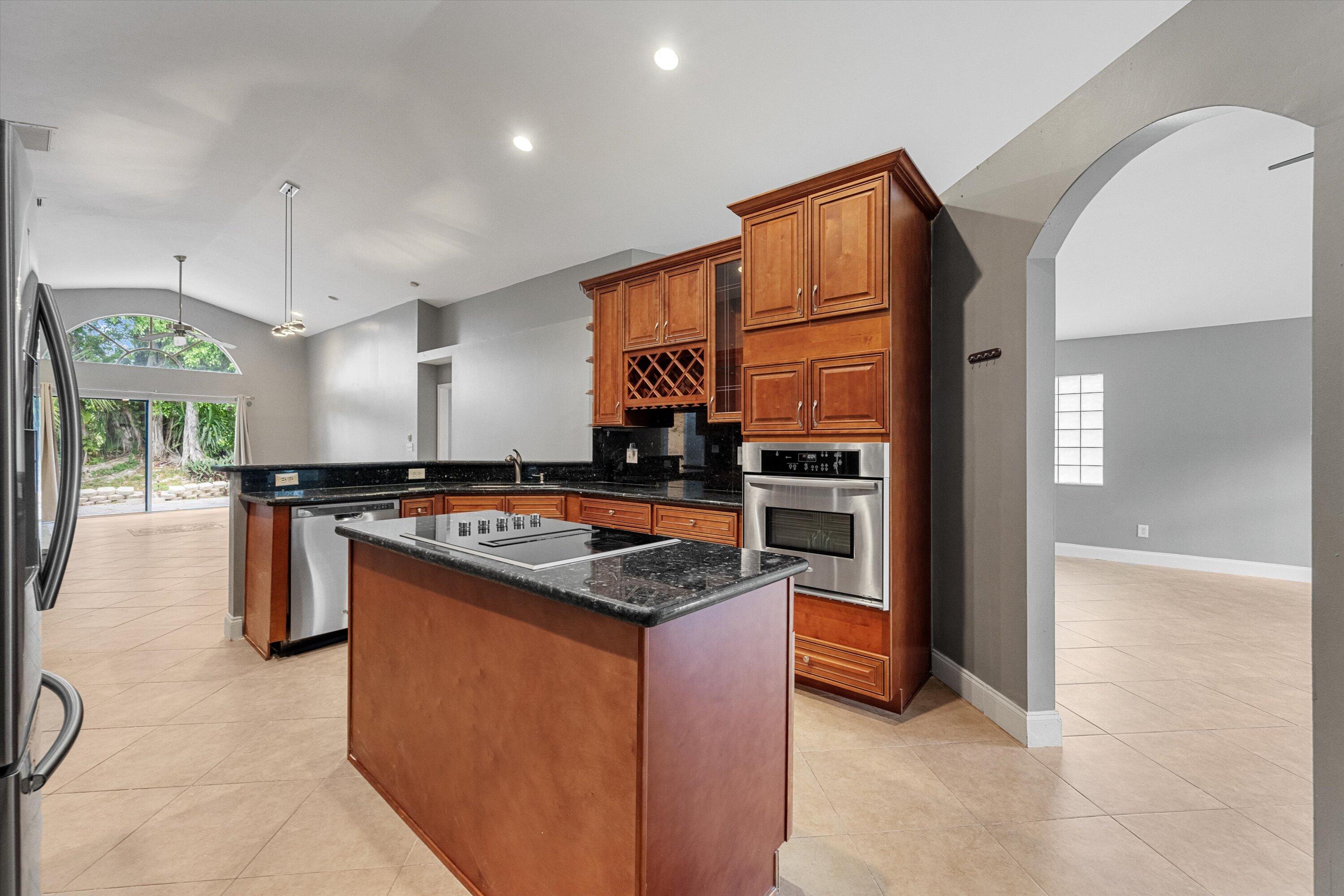 1851 Oak Berry Circle
