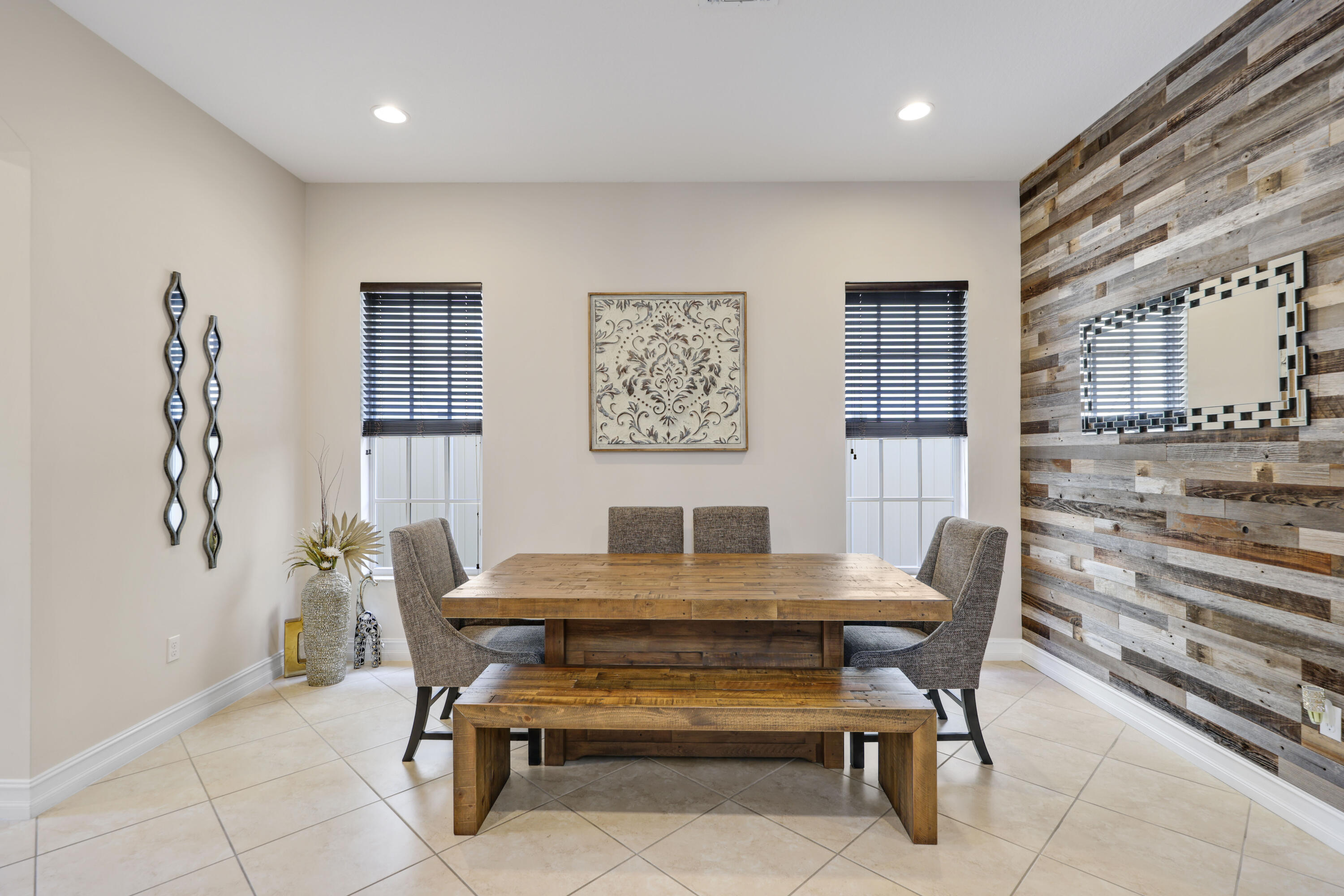 1525 SW 23rd Street