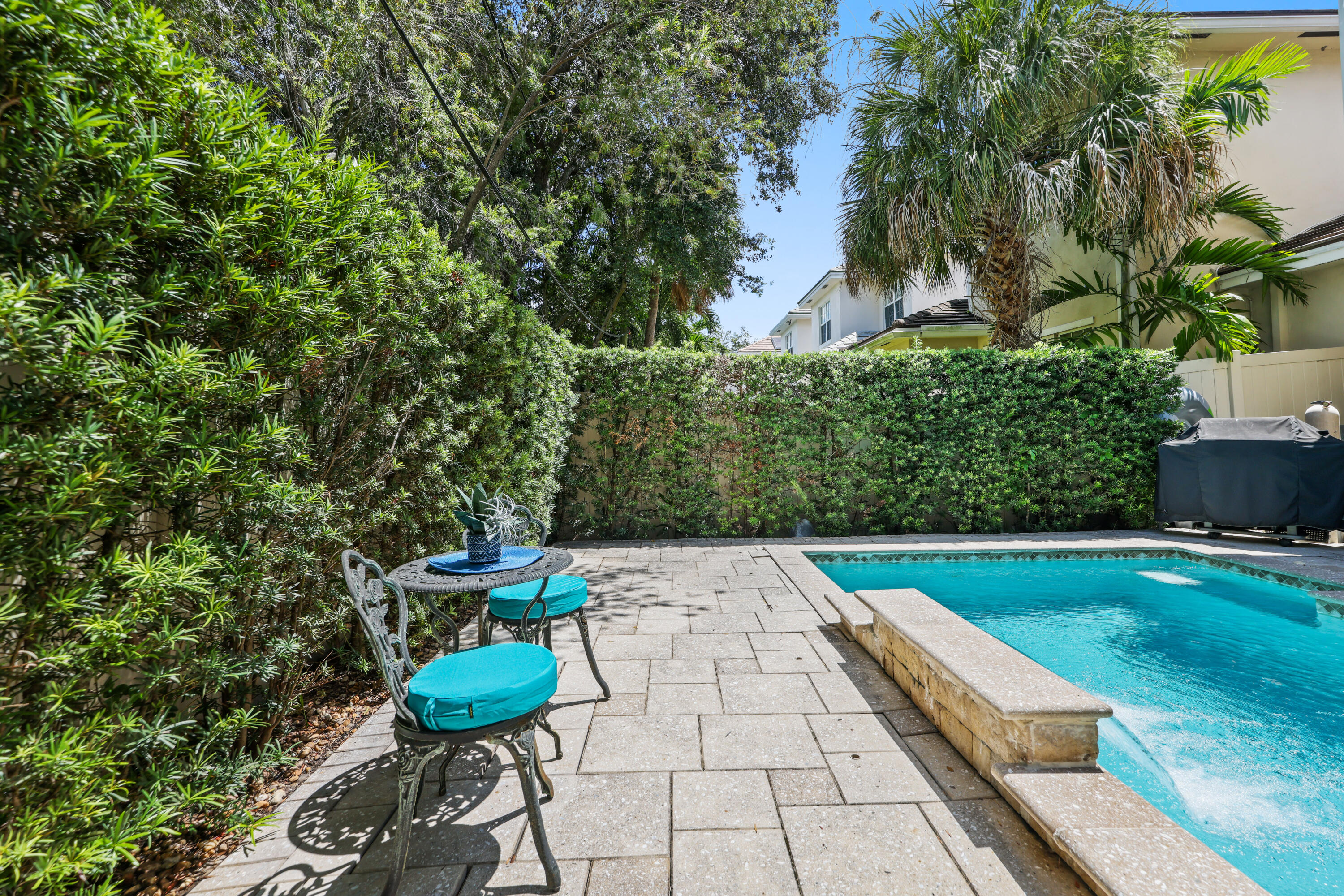 1525 SW 23rd Street