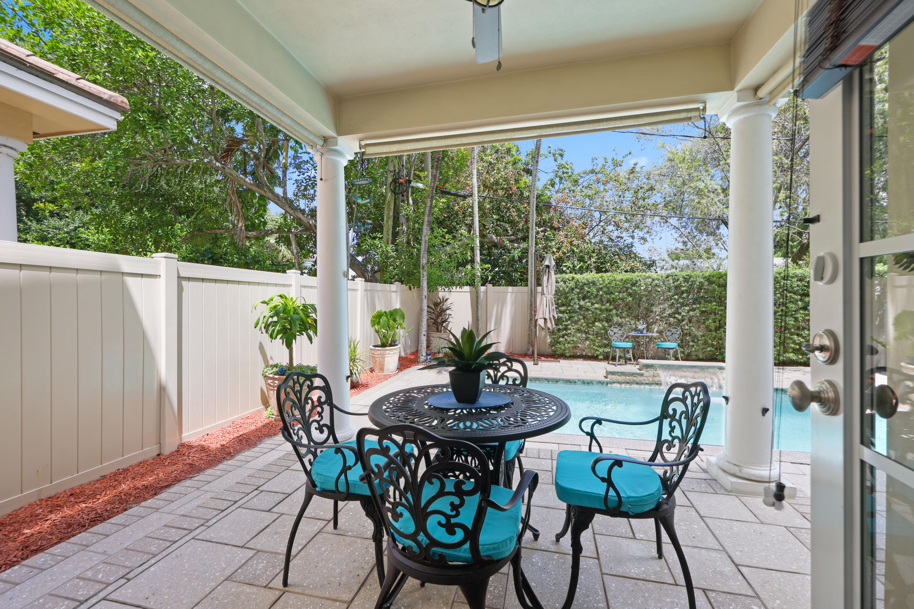 1525 SW 23rd Street
