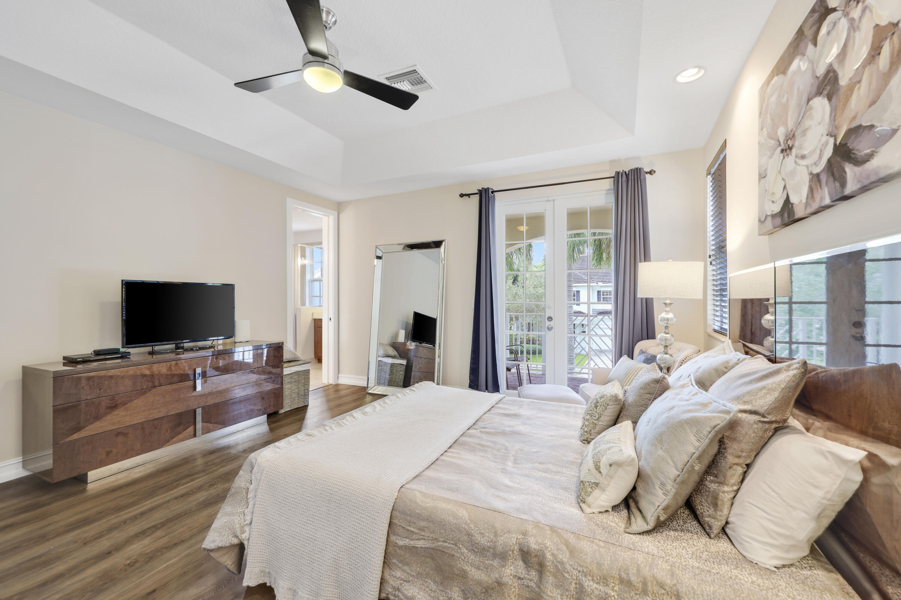1525 SW 23rd Street