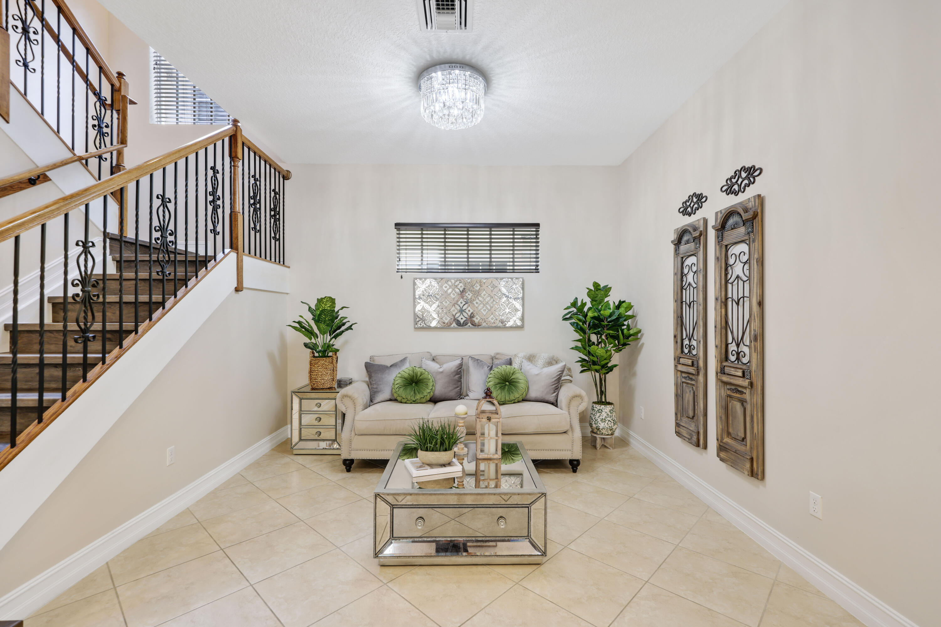 1525 SW 23rd Street