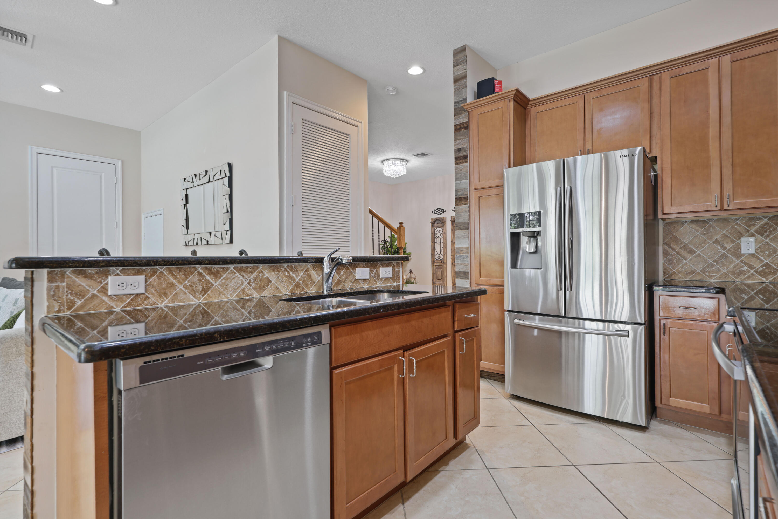 1525 SW 23rd Street