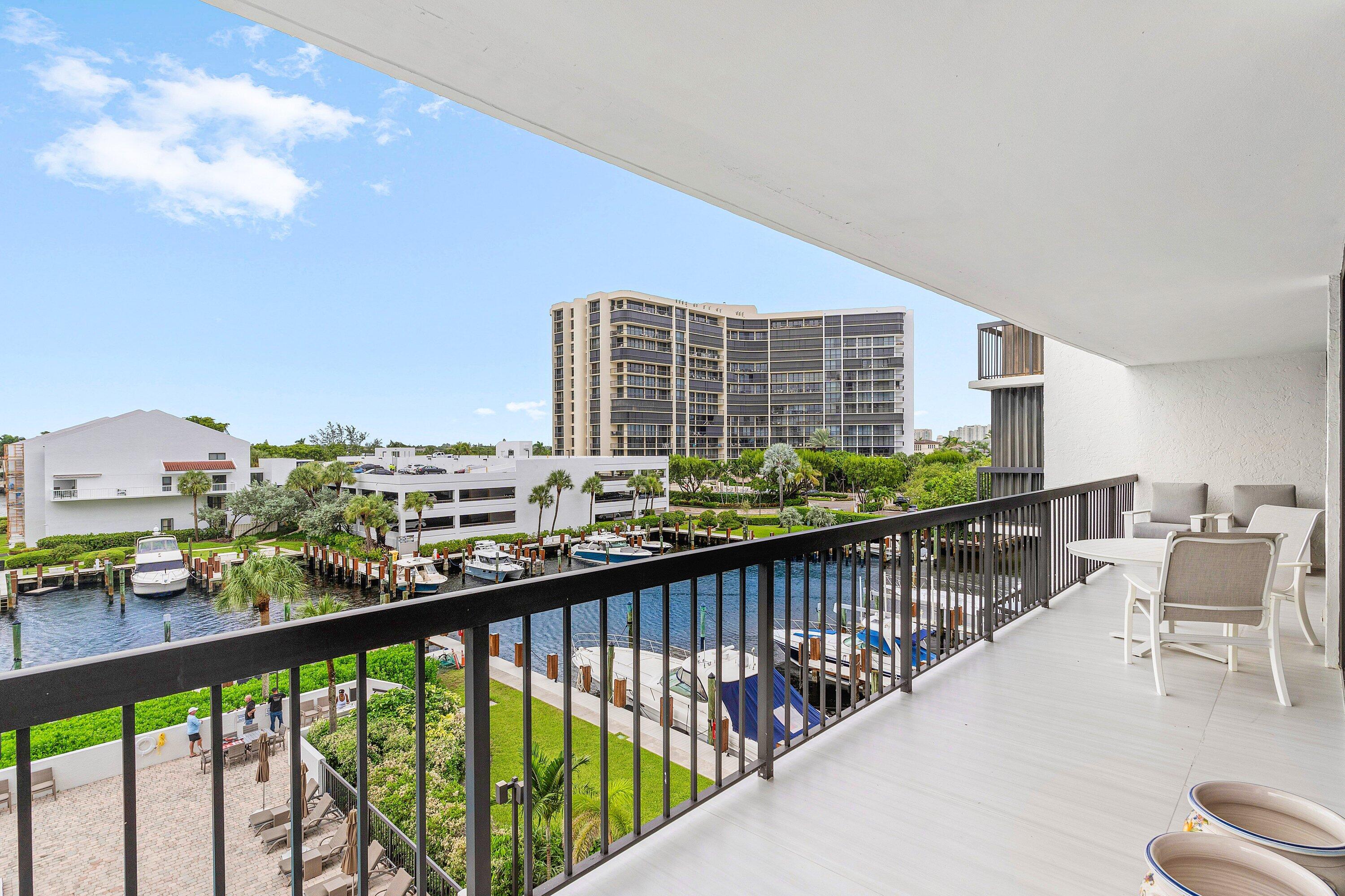4748 S Ocean Boulevard 406