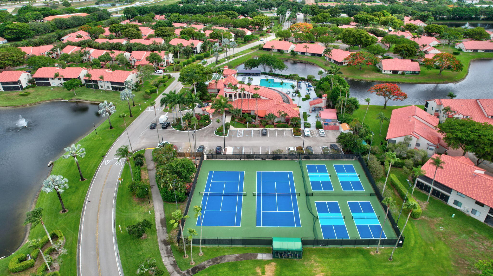 7613 Lexington Club Boulevard A