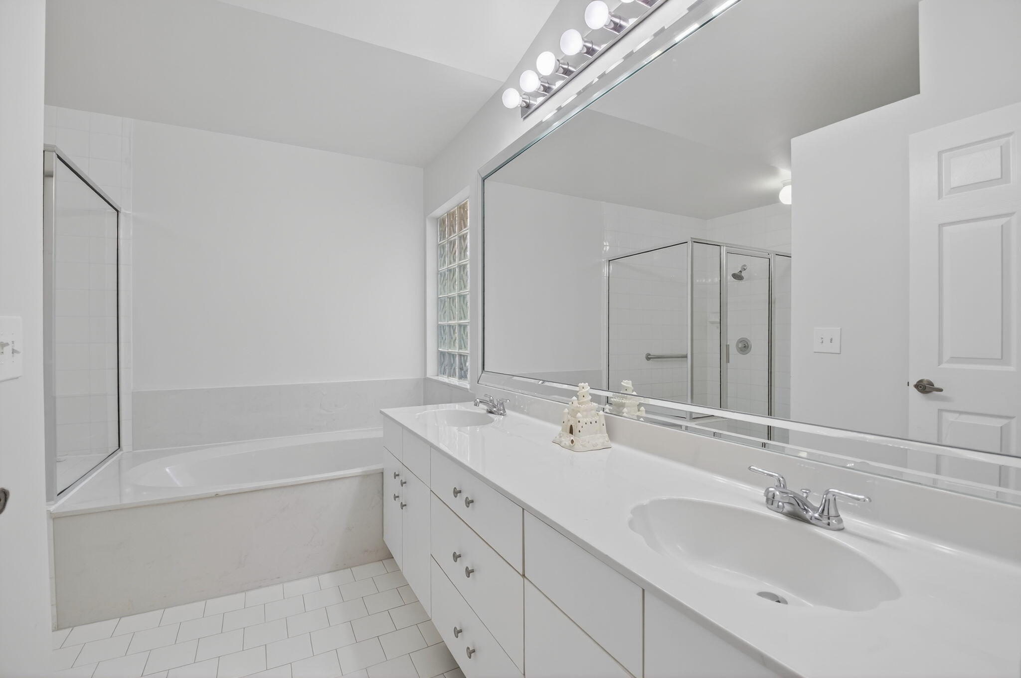 7613 Lexington Club Boulevard A