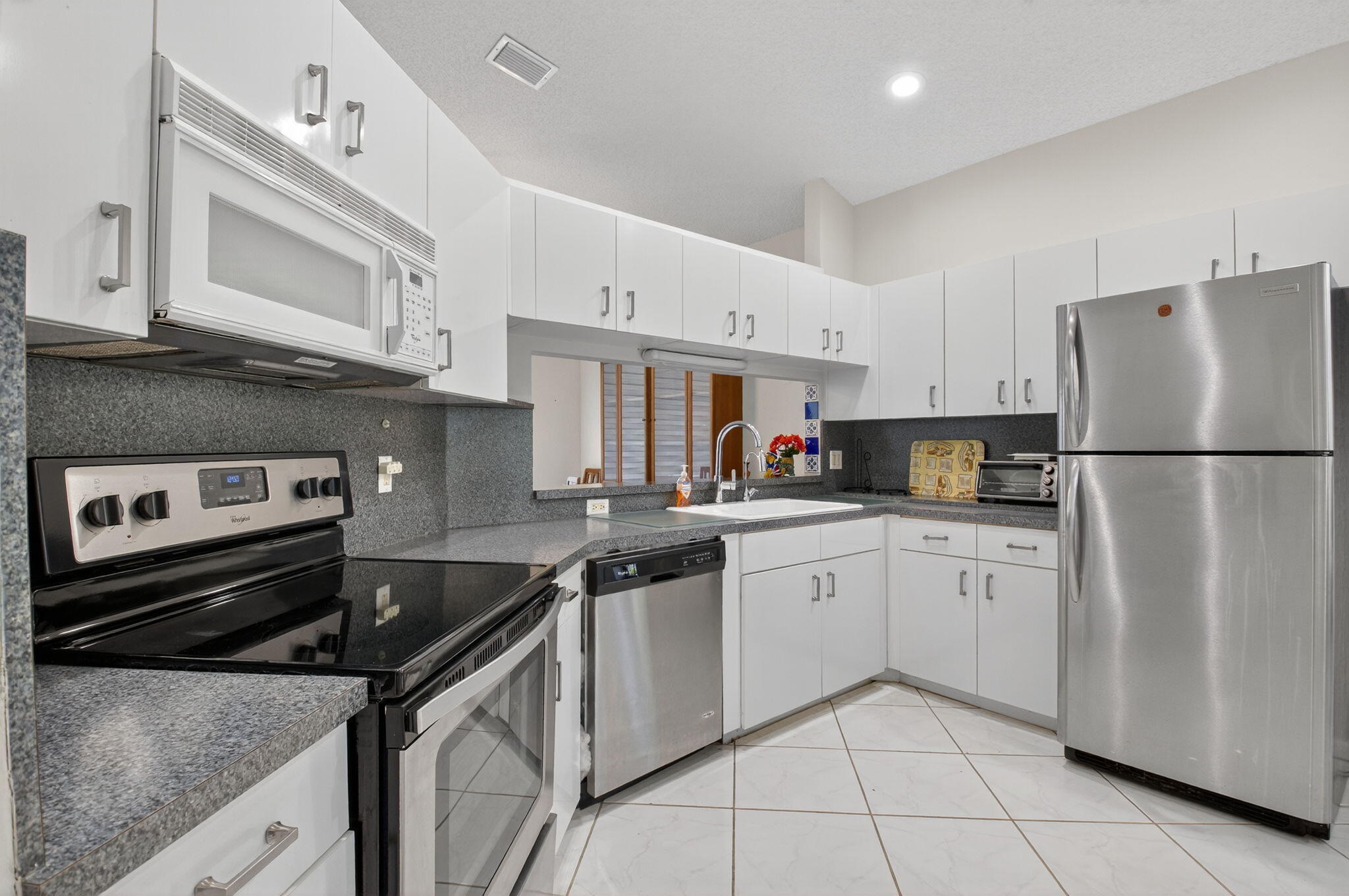 7613 Lexington Club Boulevard A