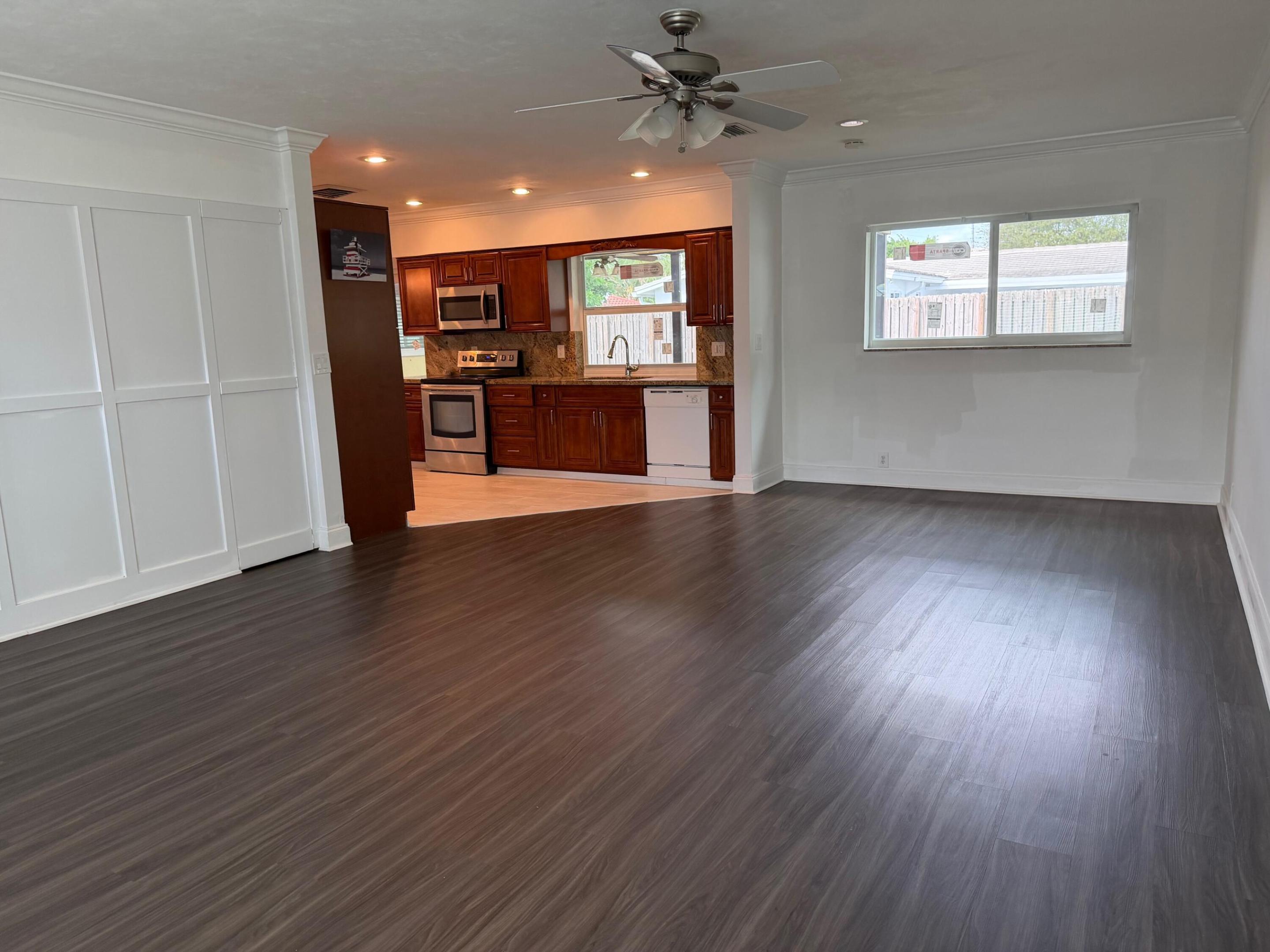 3 Forest Hills Lane