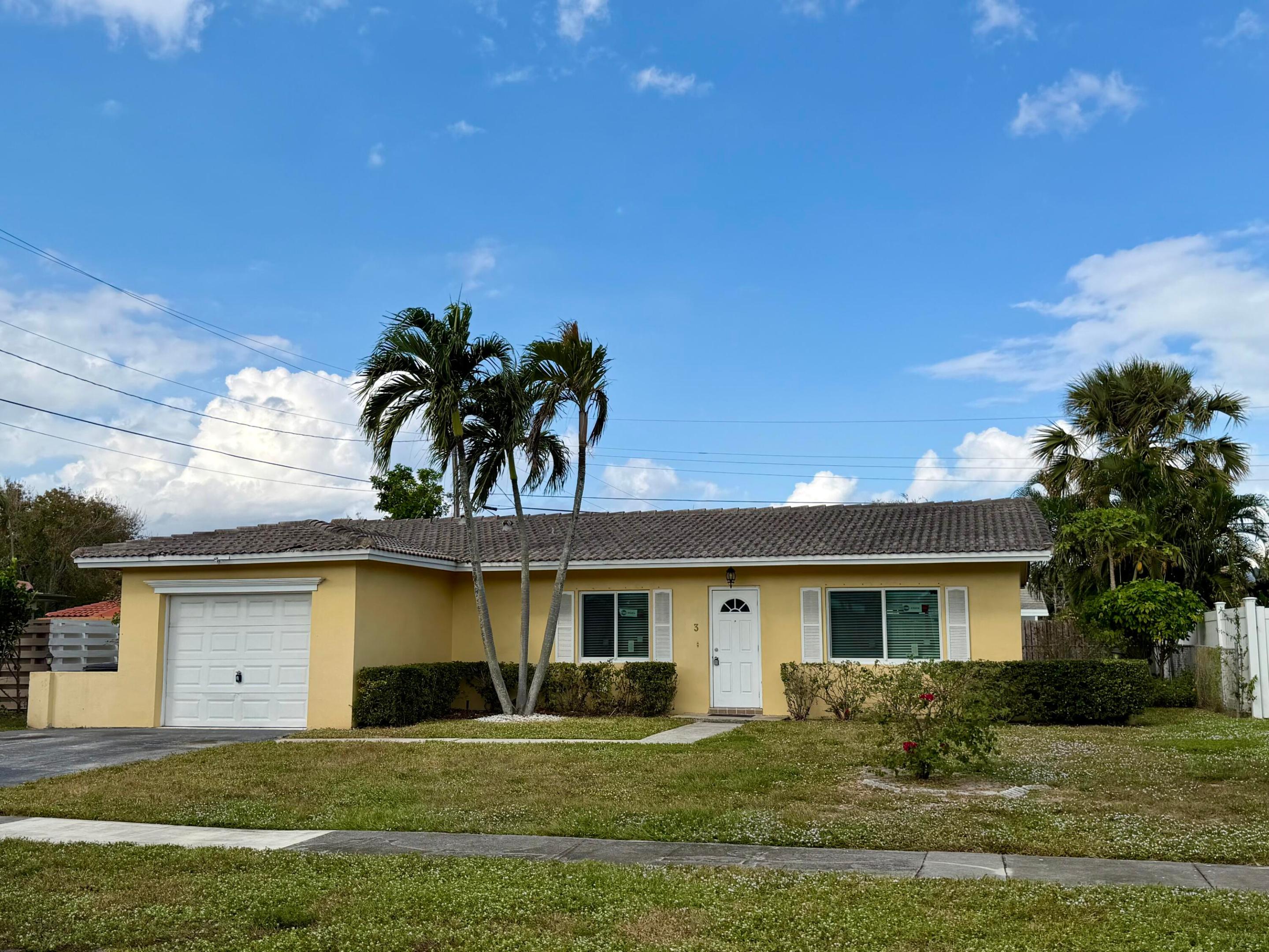 3 Forest Hills Lane