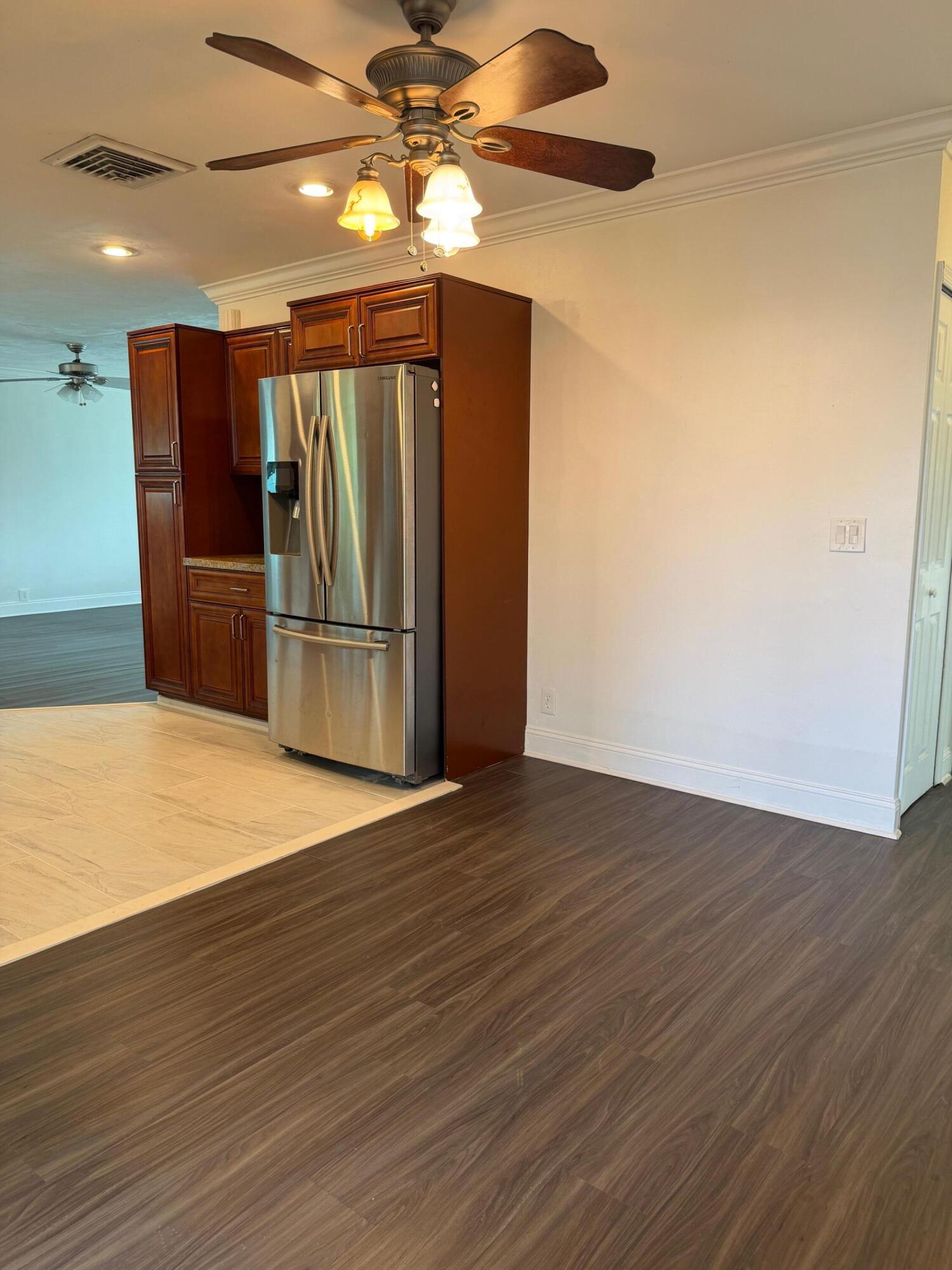 3 Forest Hills Lane