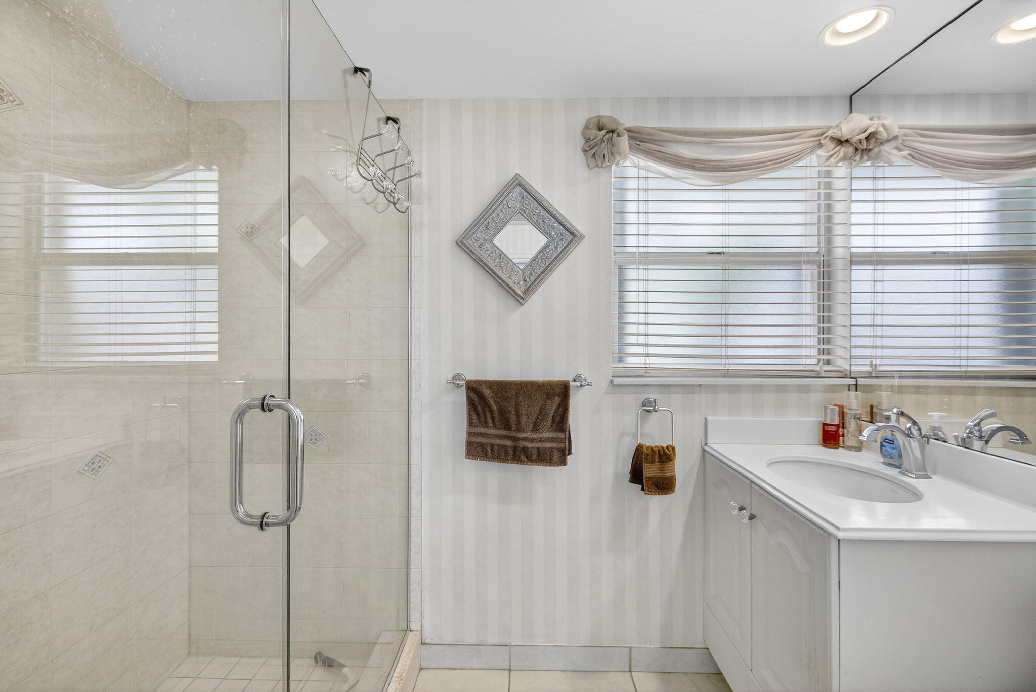 1221 Hillsboro Mile 15a