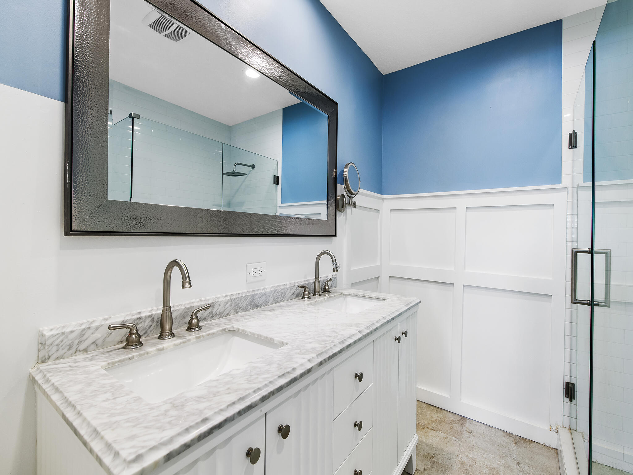 2401 NE 45th Street