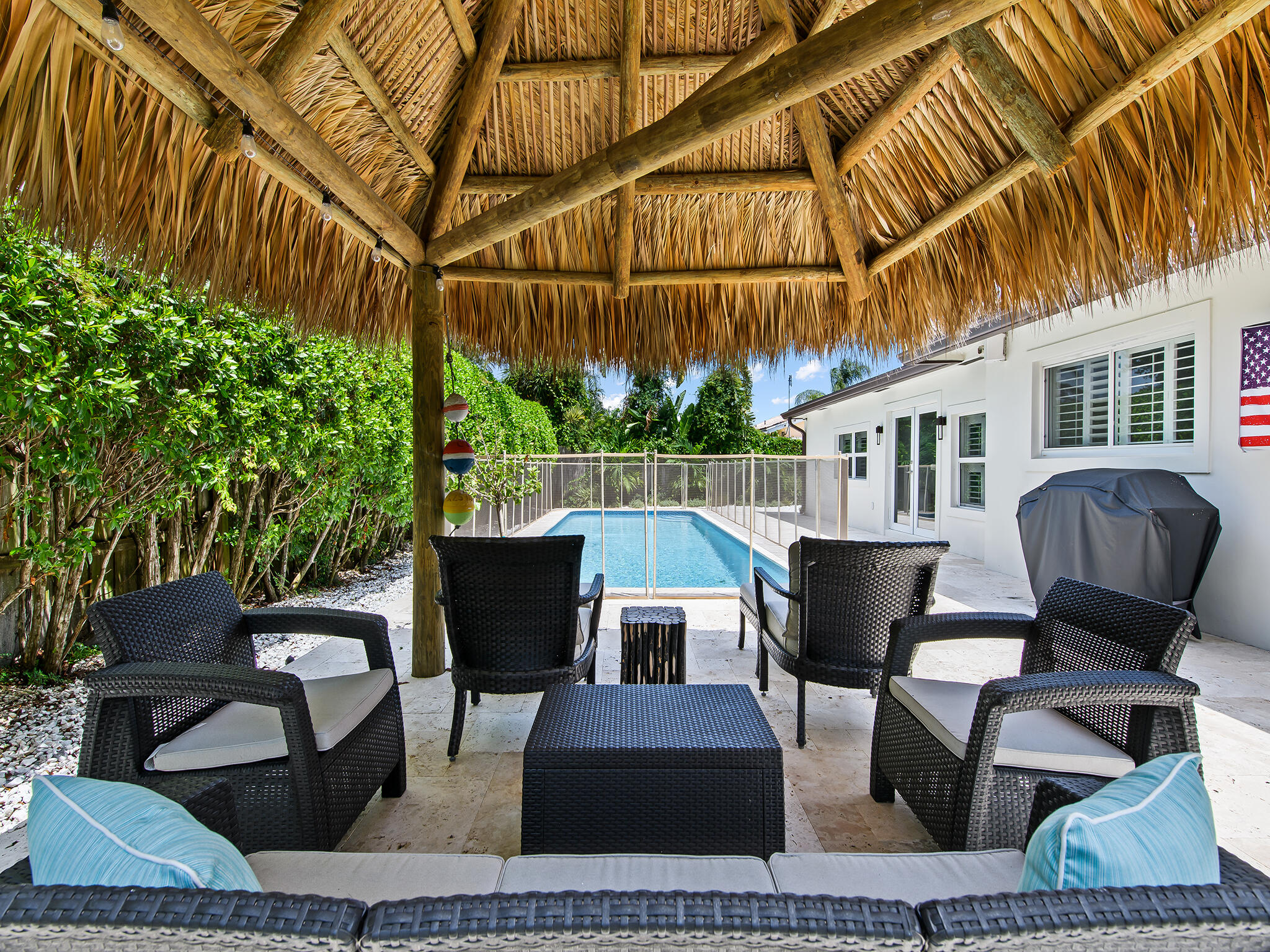 2401 NE 45th Street
