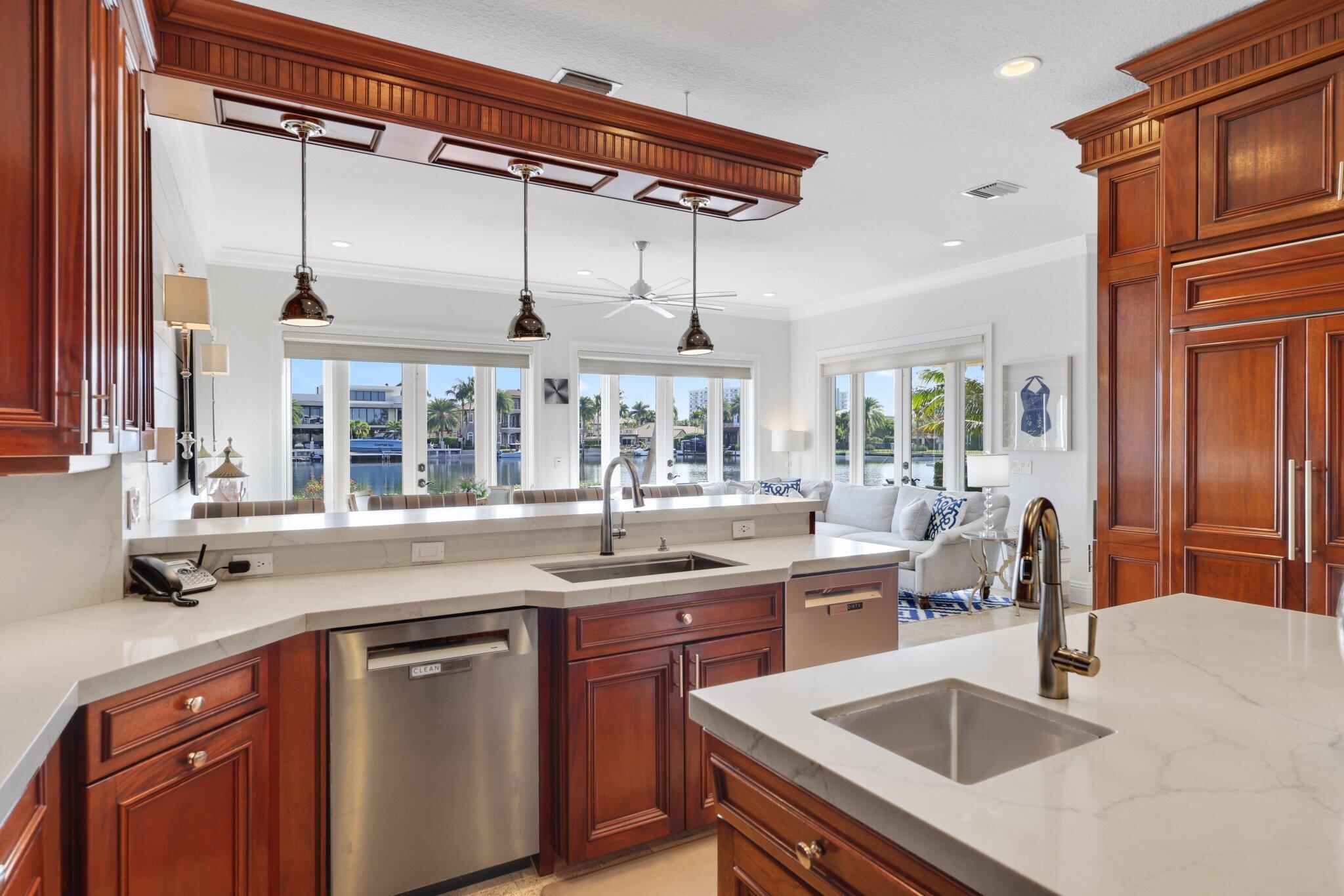 4317 Intracoastal Drive