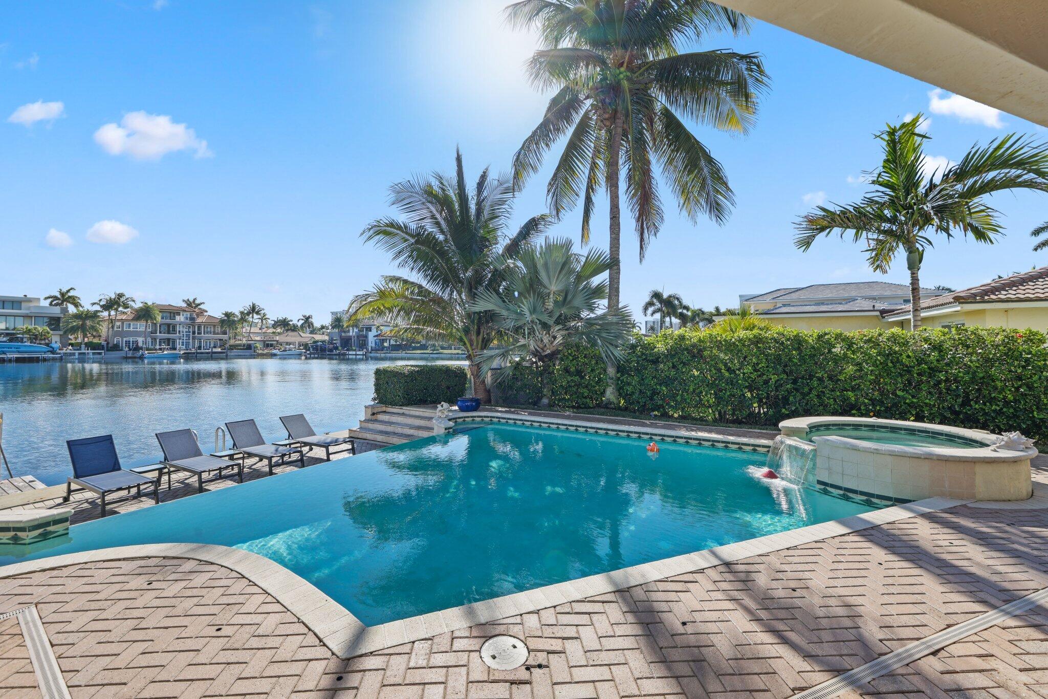 4317 Intracoastal Drive