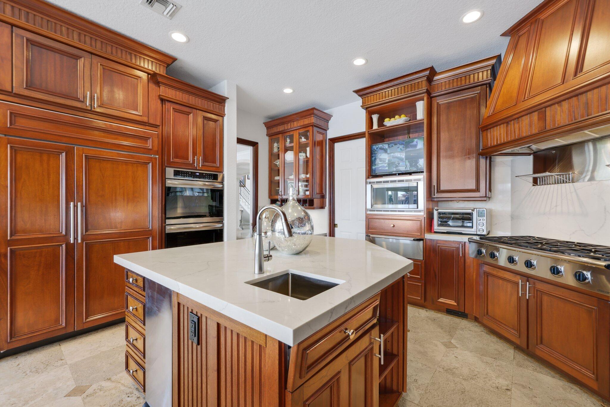 4317 Intracoastal Drive