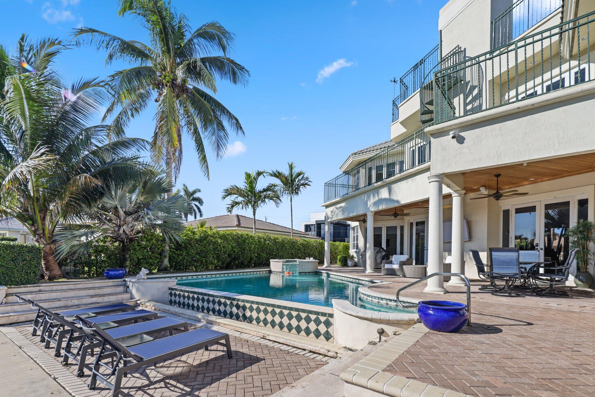 4317 Intracoastal Drive