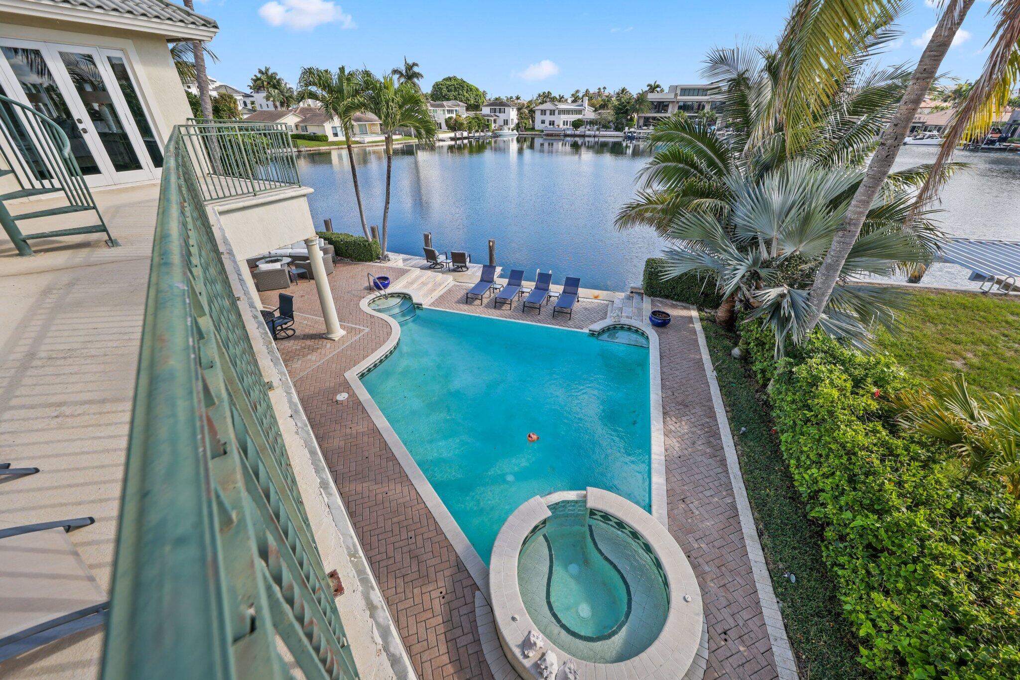4317 Intracoastal Drive