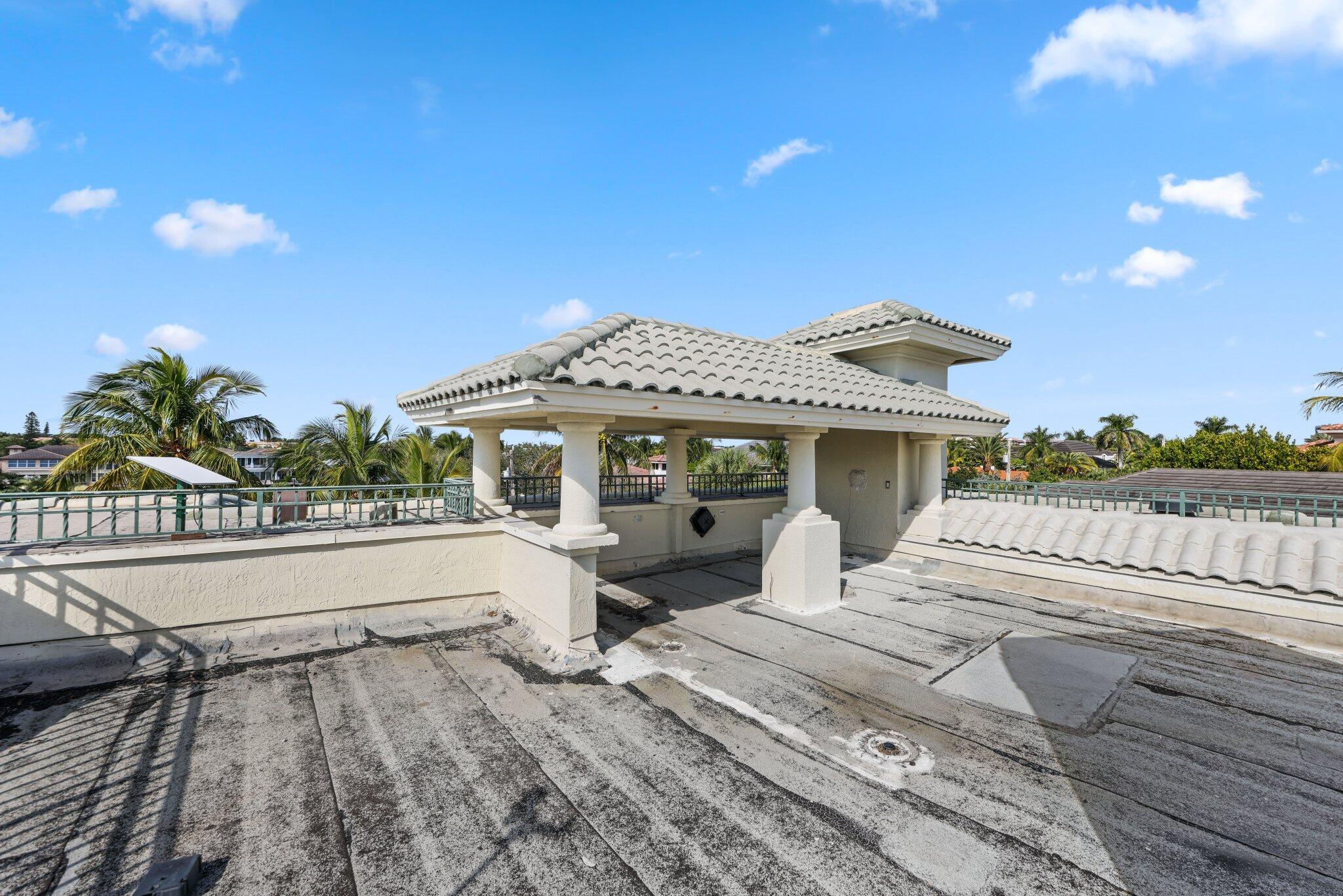 4317 Intracoastal Drive