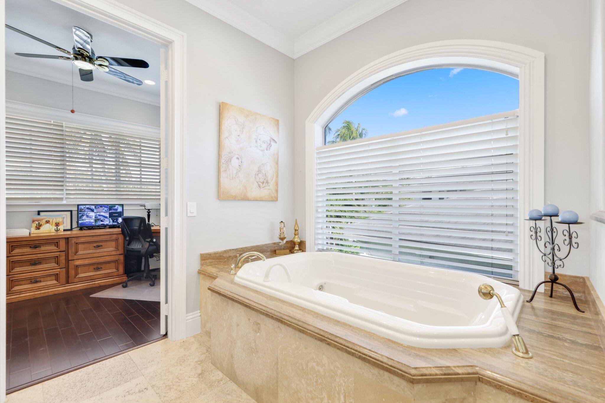 4317 Intracoastal Drive