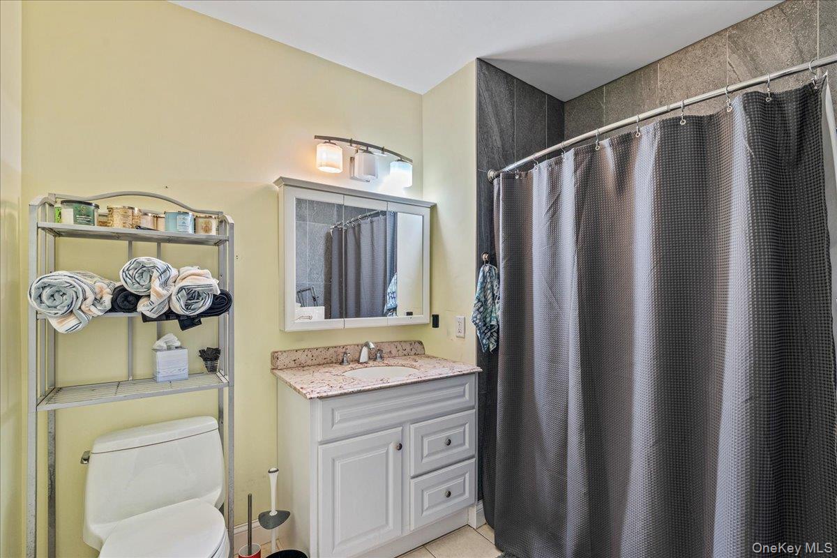 130 Post Avenue Unit: 324