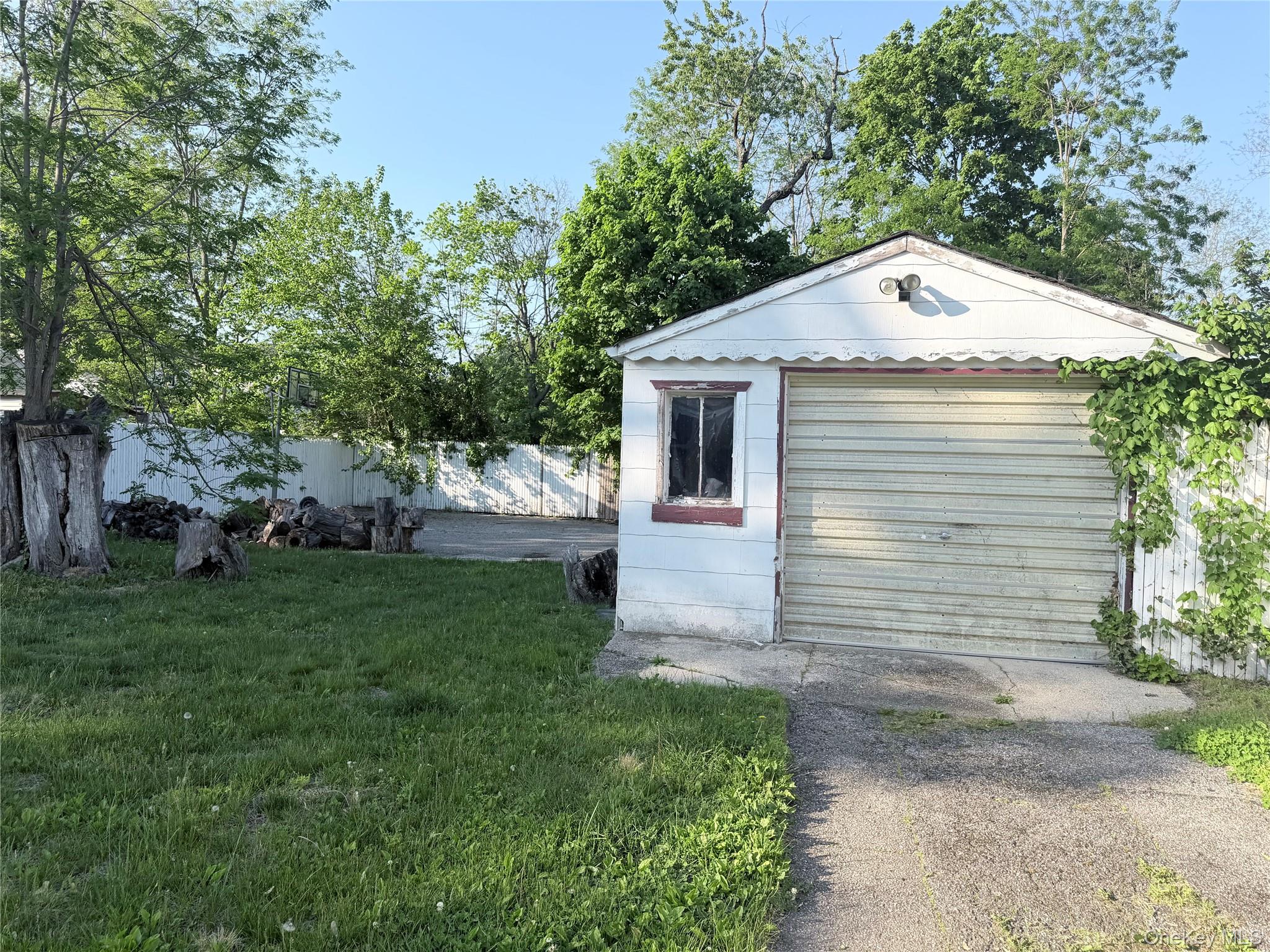 43 Bethpage Road