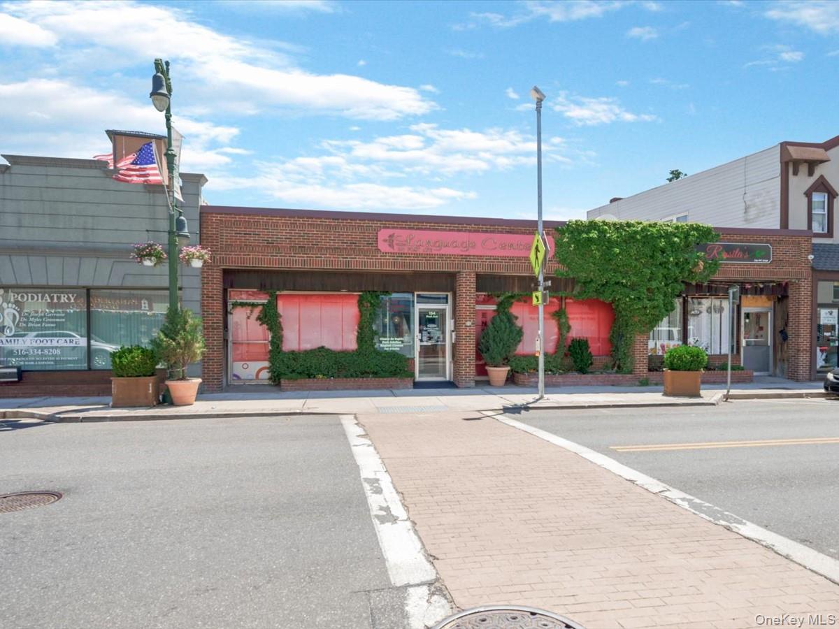 154 Post Avenue Unit: 1