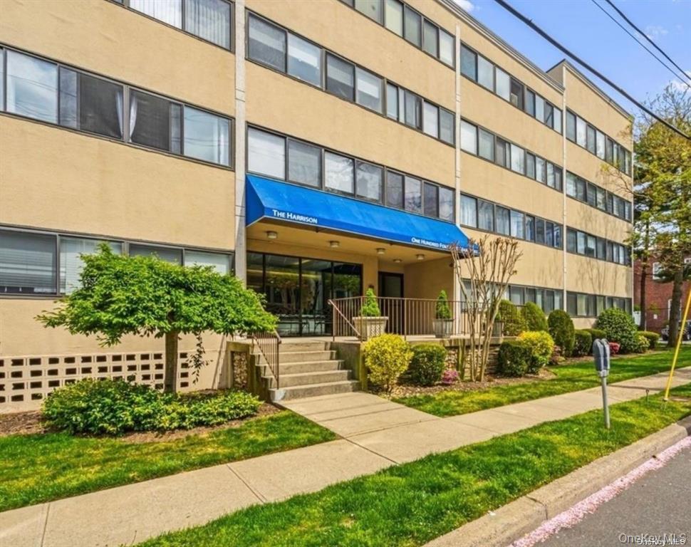 142 Main Street Unit: 1D