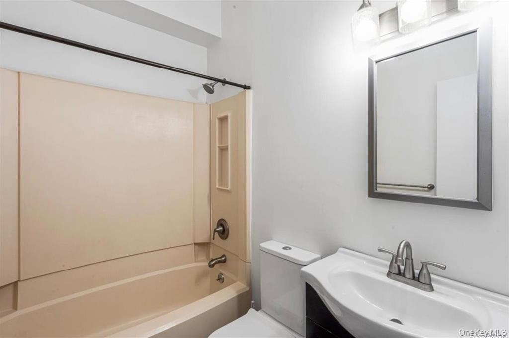 142 Main Street Unit: 1D