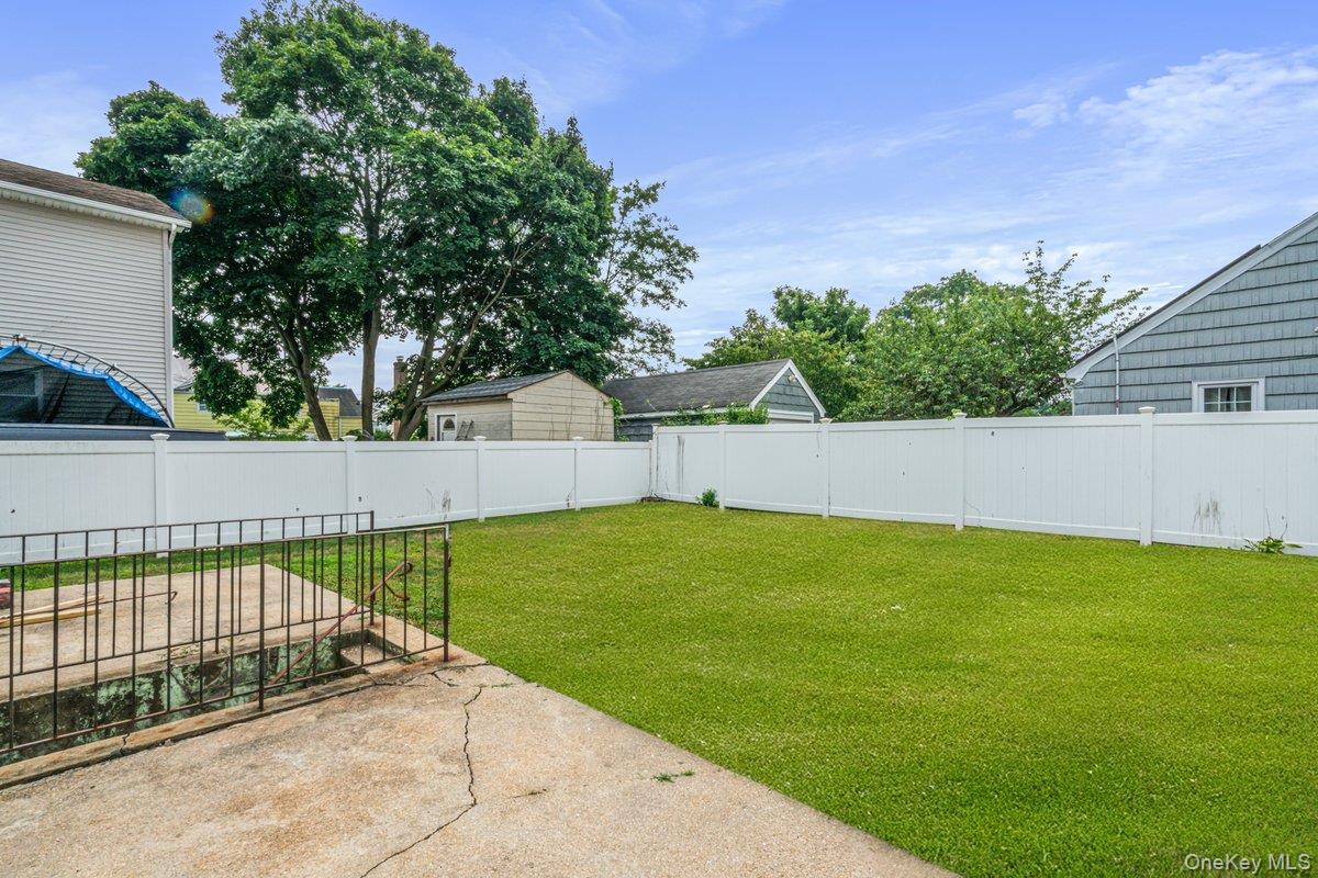 325 Pennsylvania Avenue