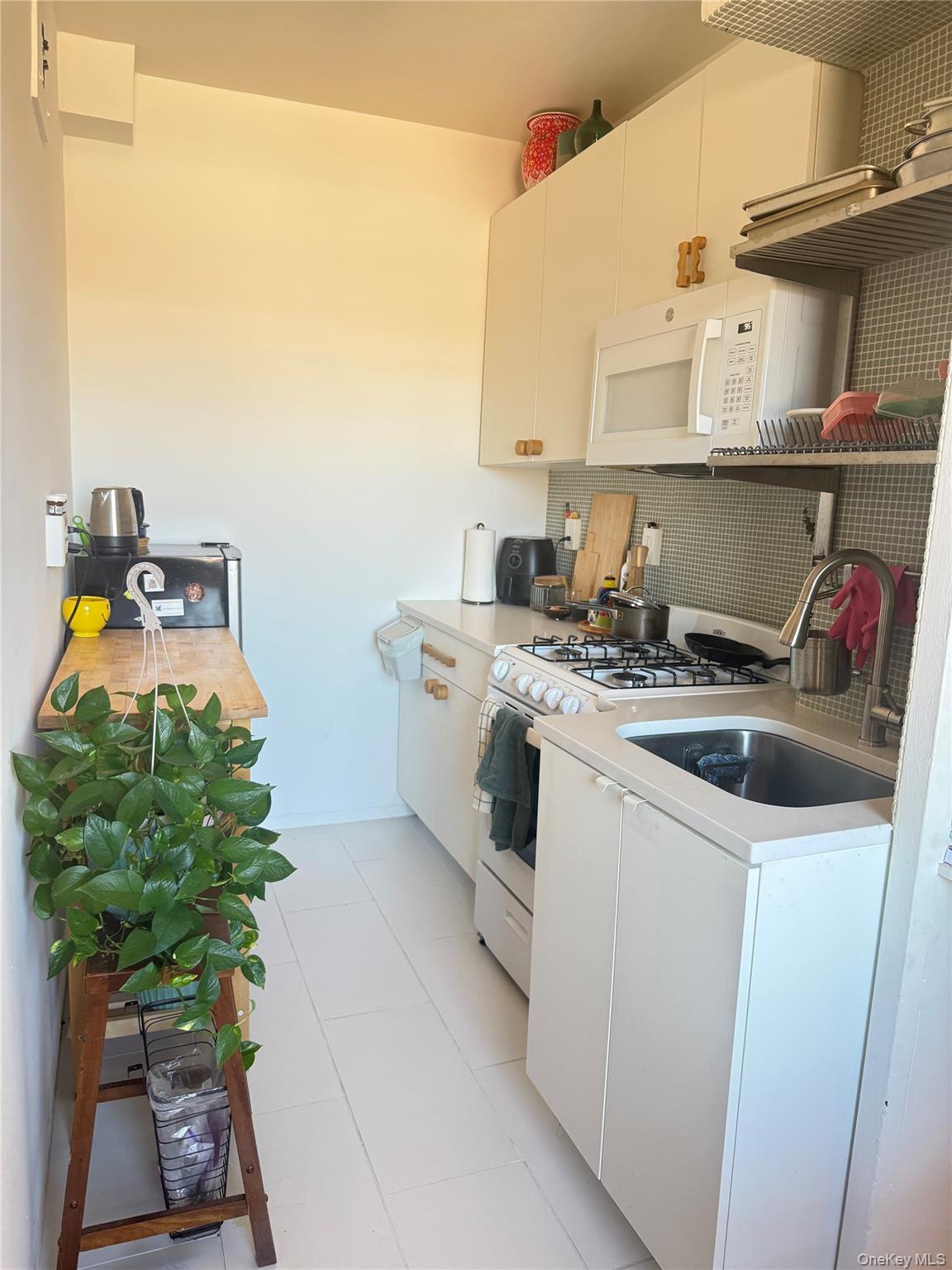 6434 102nd Street Unit: 9F