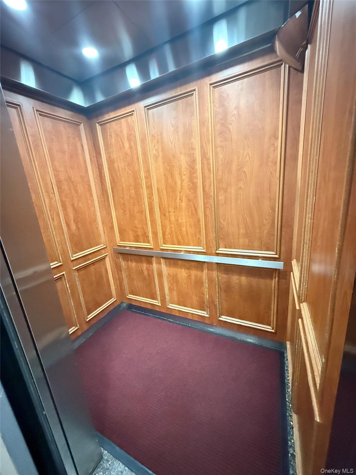 6434 102nd Street Unit: 9F