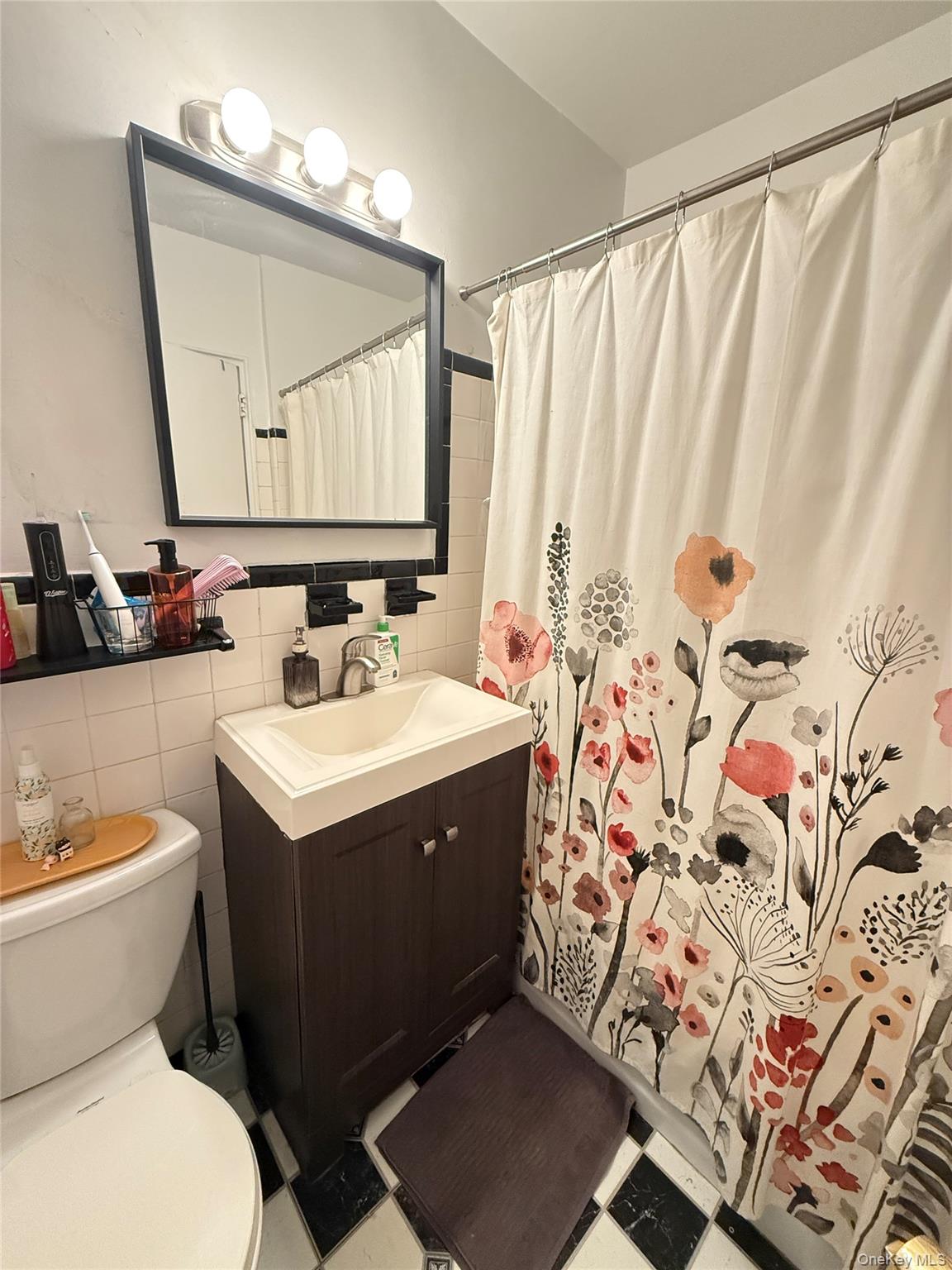 6434 102nd Street Unit: 9F