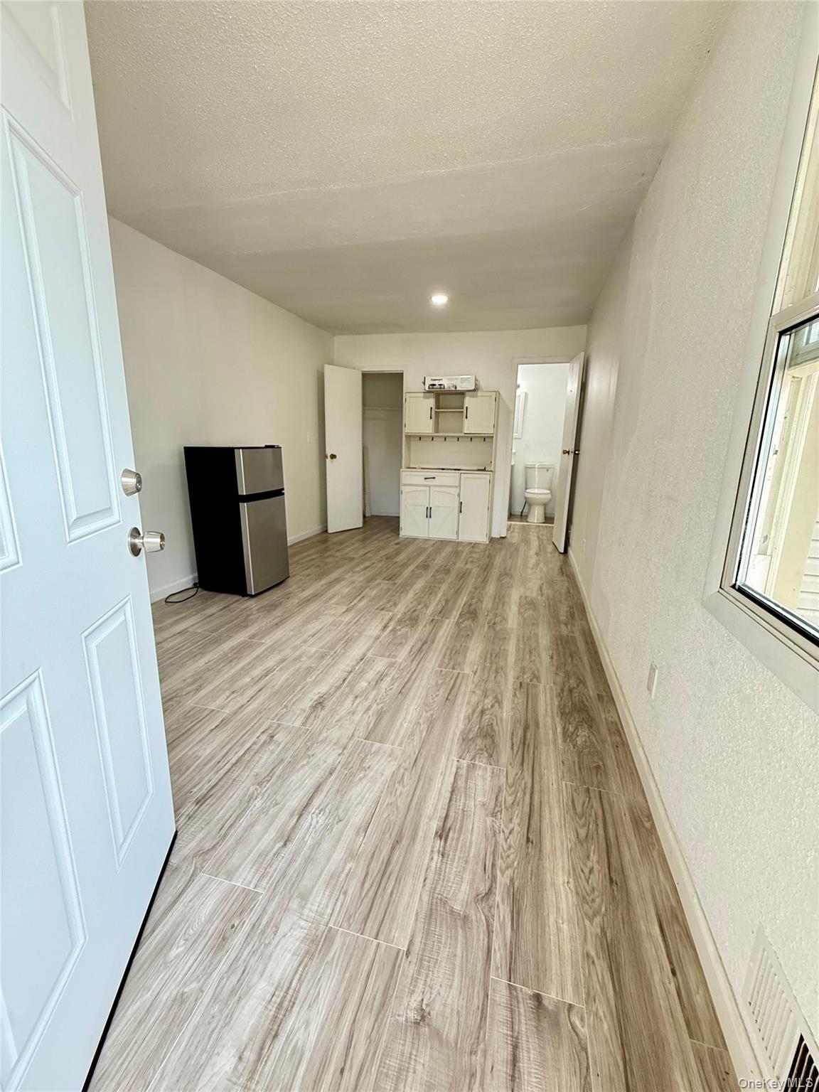 238 Wiley Street Unit: 1