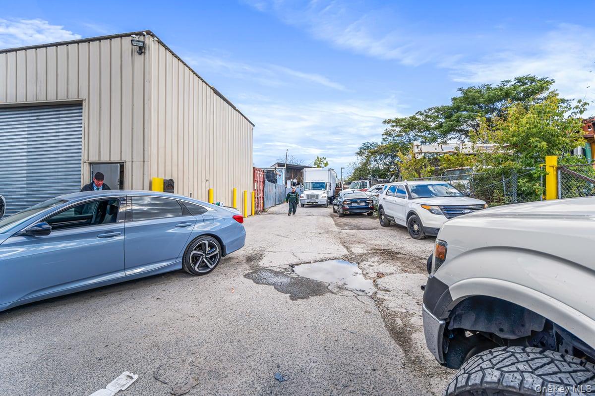 75 Windsor Avenue