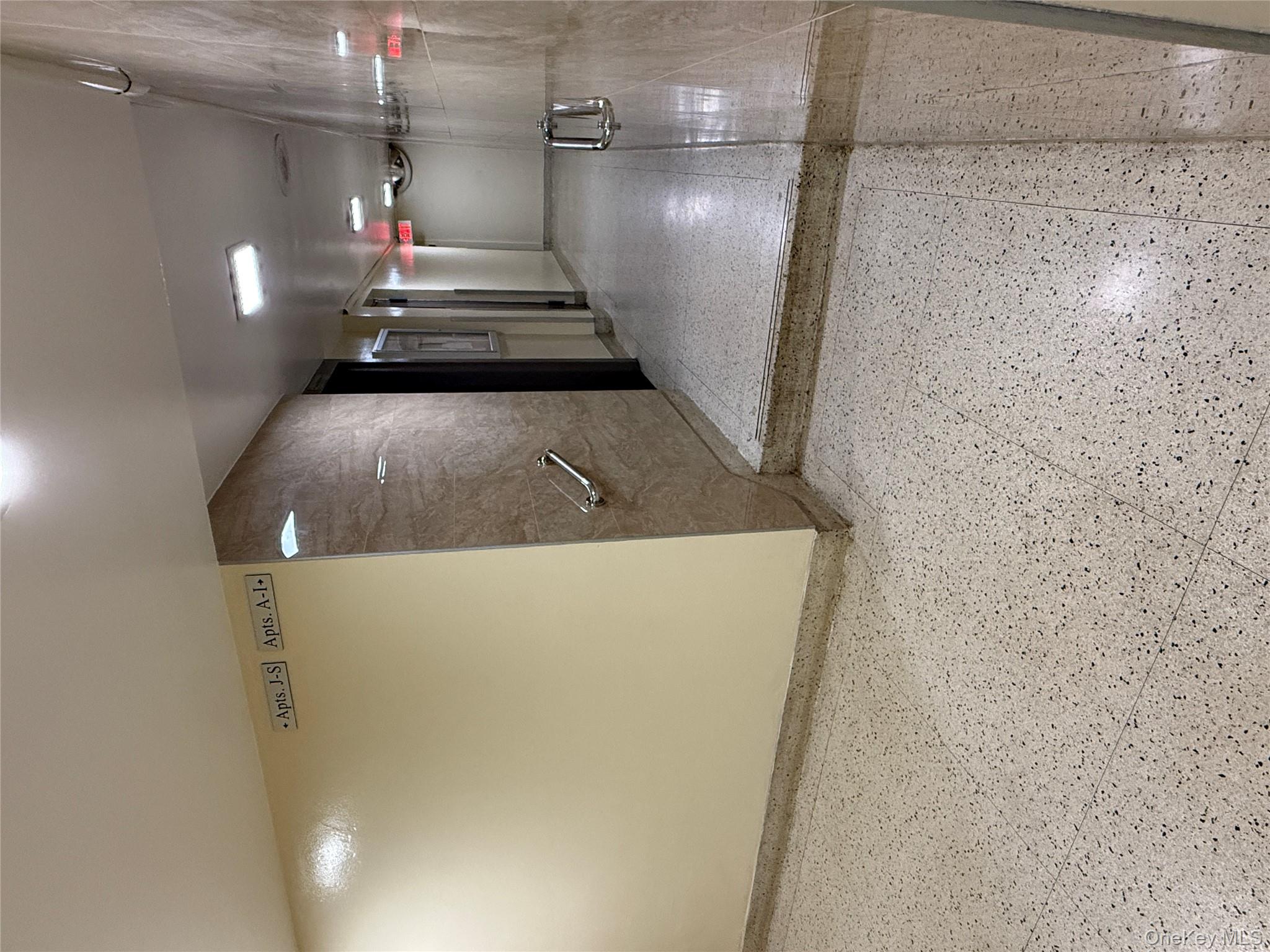 13705 Franklin Avenue Unit: 2E