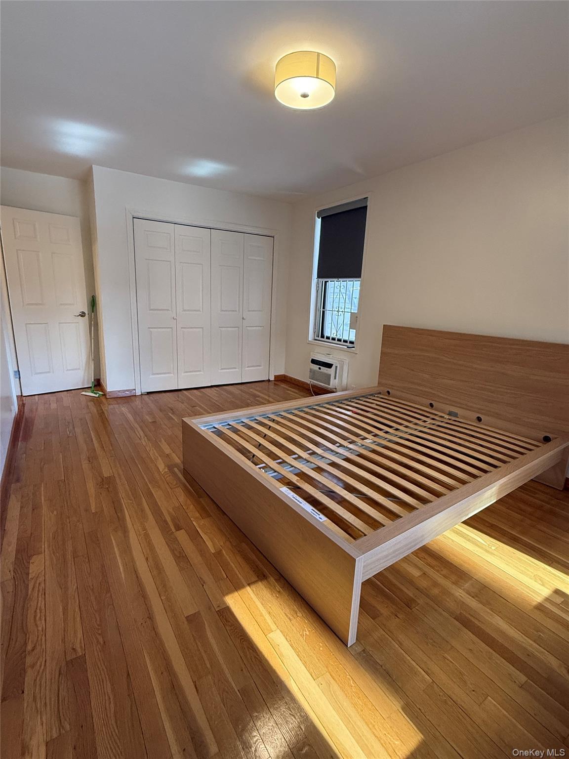 13705 Franklin Avenue Unit: 2E