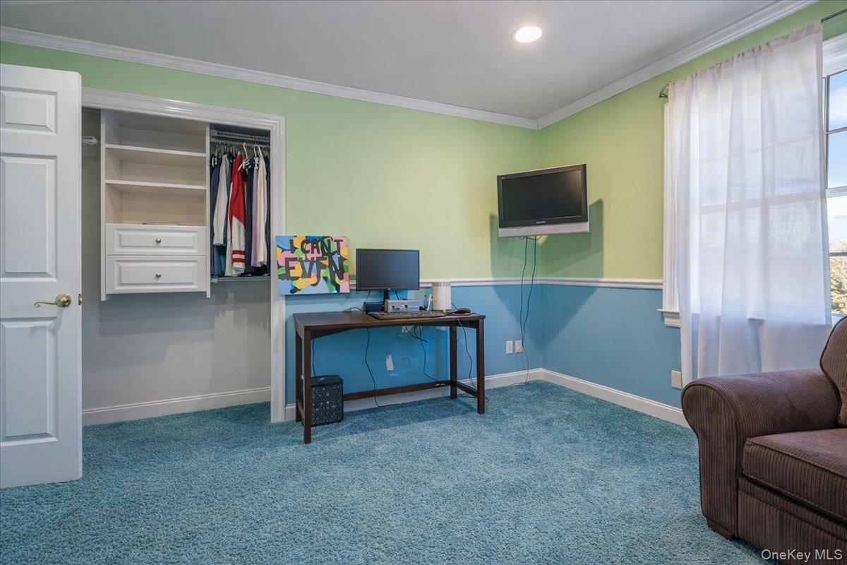 22 Turnberry Court