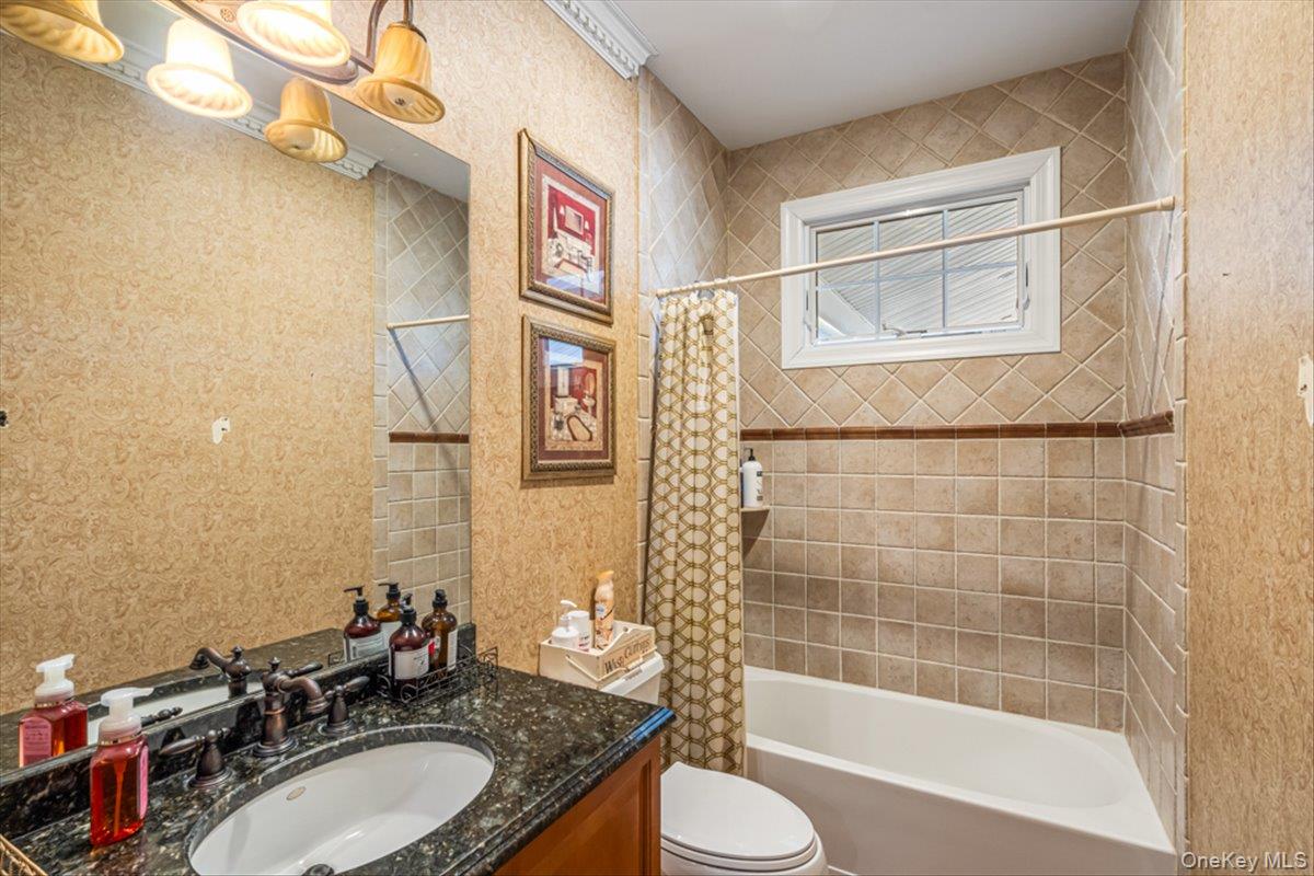 22 Turnberry Court