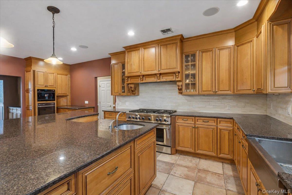 22 Turnberry Court