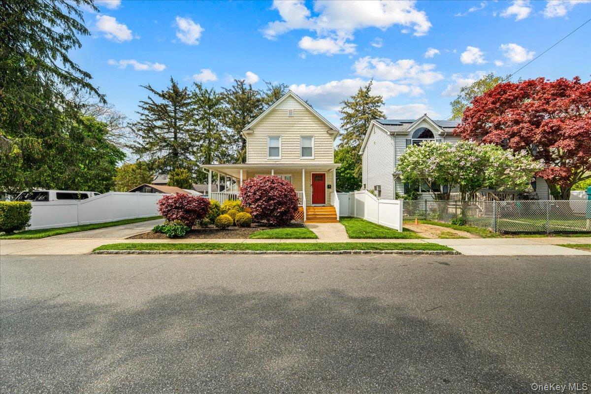 77 Scudder Avenue