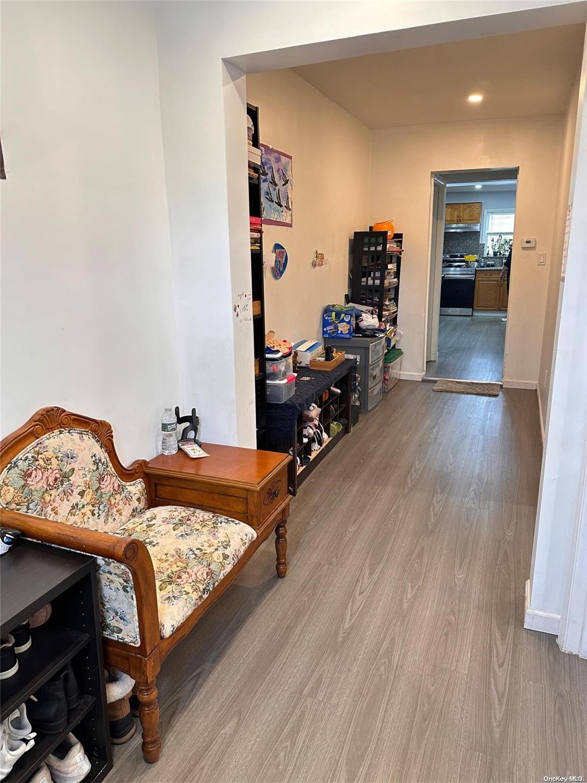 626 Stewart Avenue Unit: 1