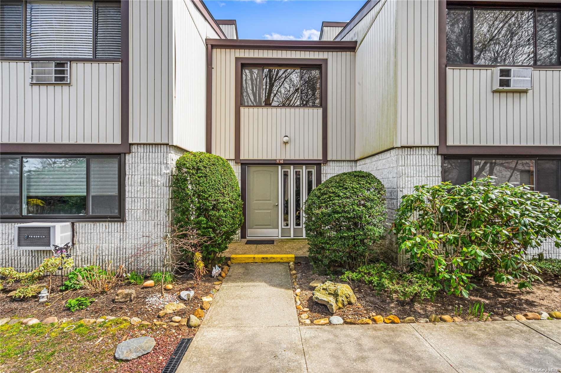 97 Richmond Boulevard Unit: 3B