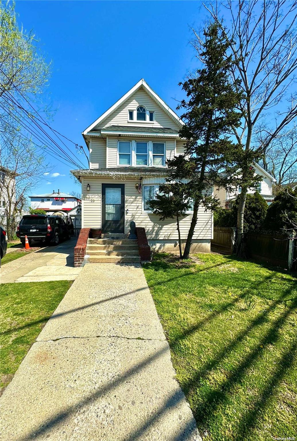 259-23 Francis Lewis Boulevard