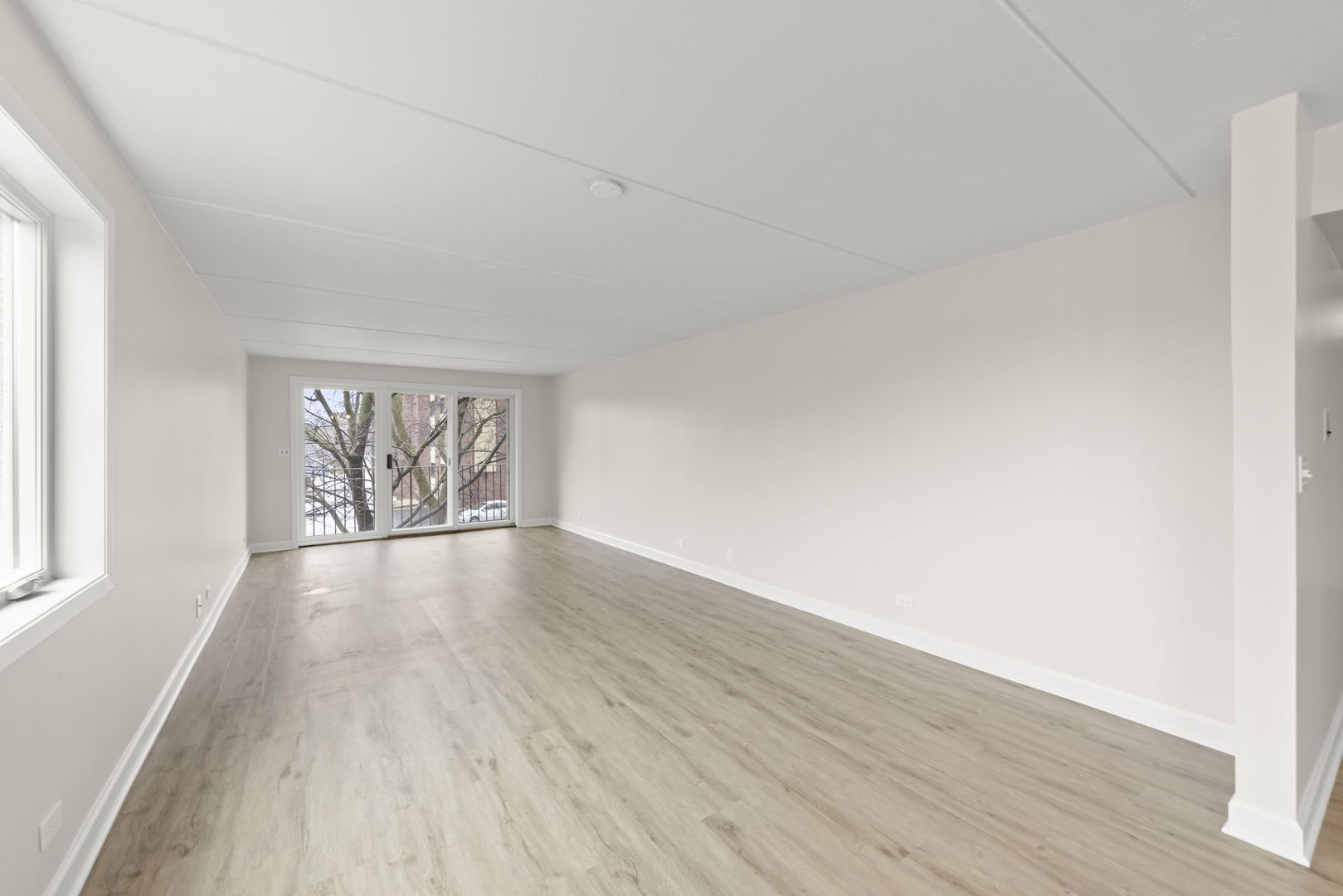 225 E Wing Street Unit: 302