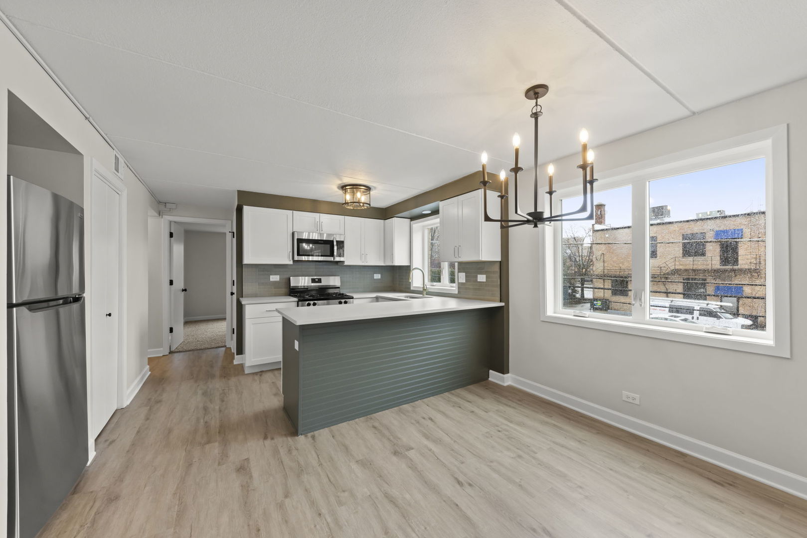225 E Wing Street Unit: 302