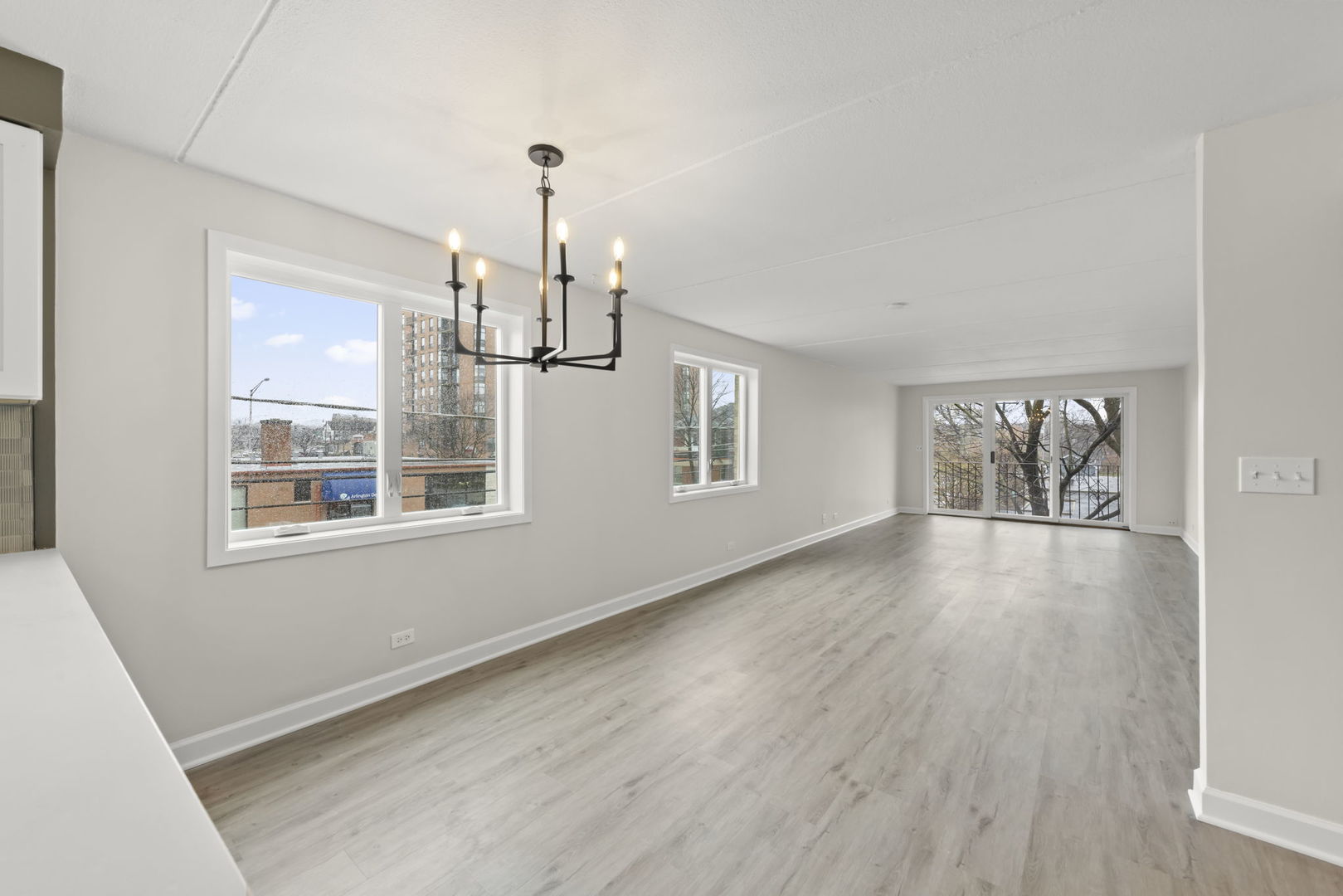 225 E Wing Street Unit: 302